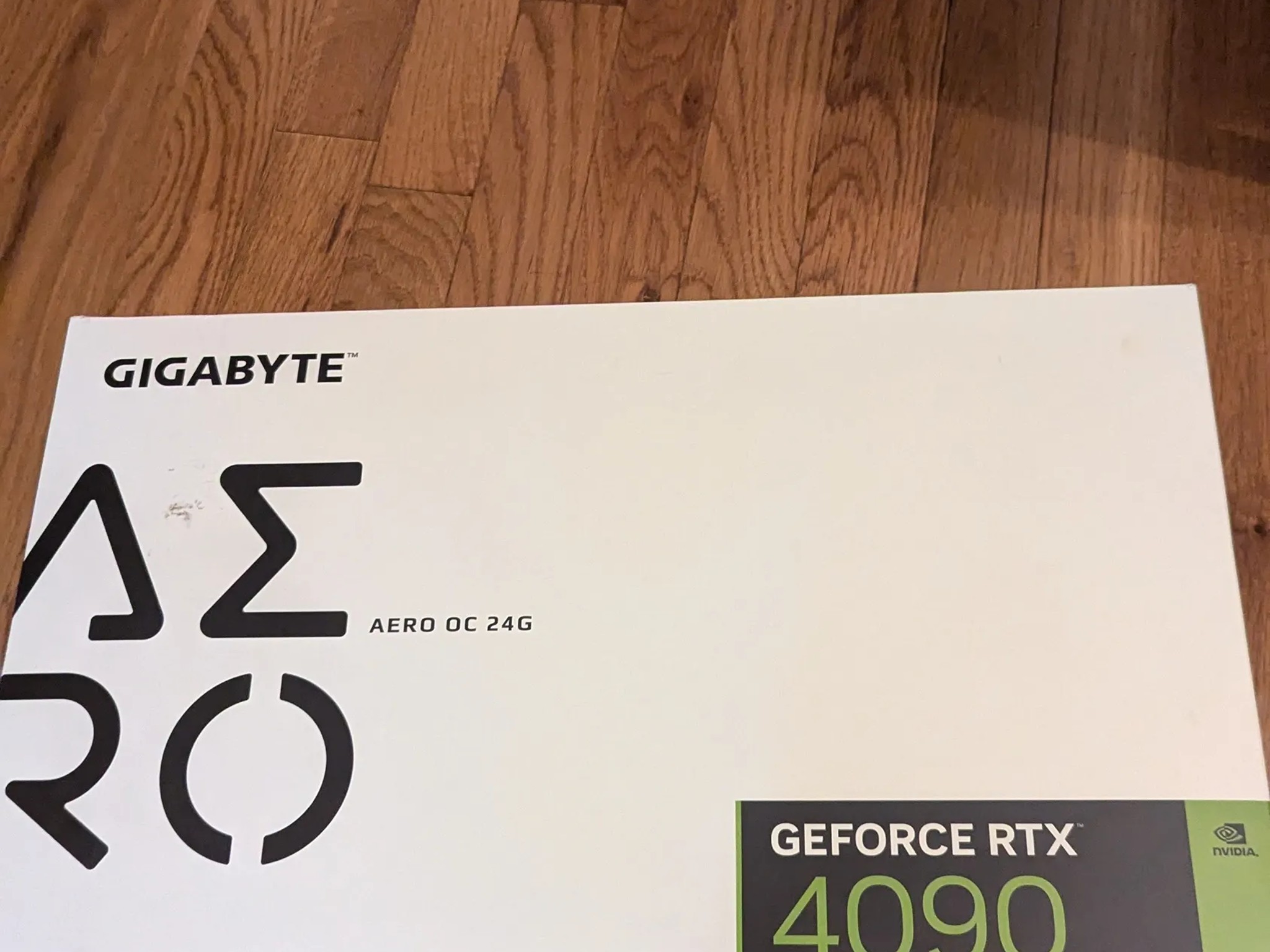 GIGABYTE RTX 4090 AERO OC and cable mod cable