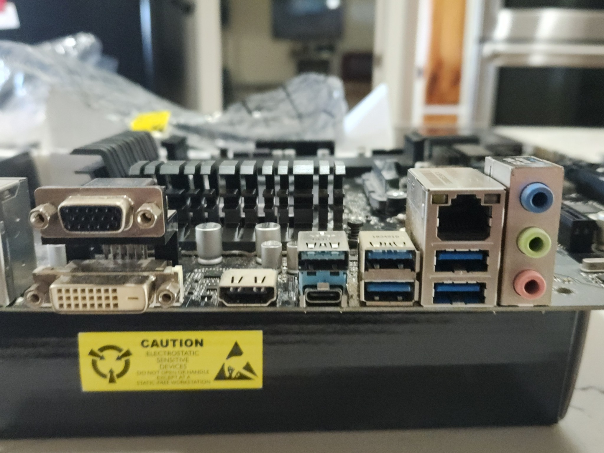 ASROCK B450M Pro4 M-ATX AM4
