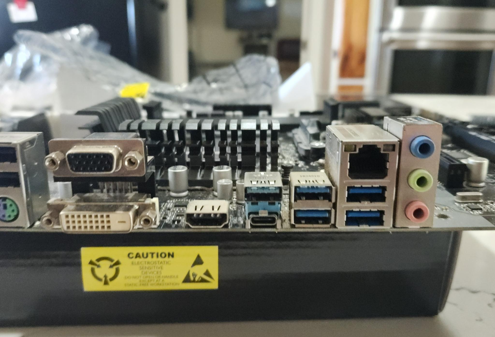 ASROCK B450M Pro4 M-ATX AM4