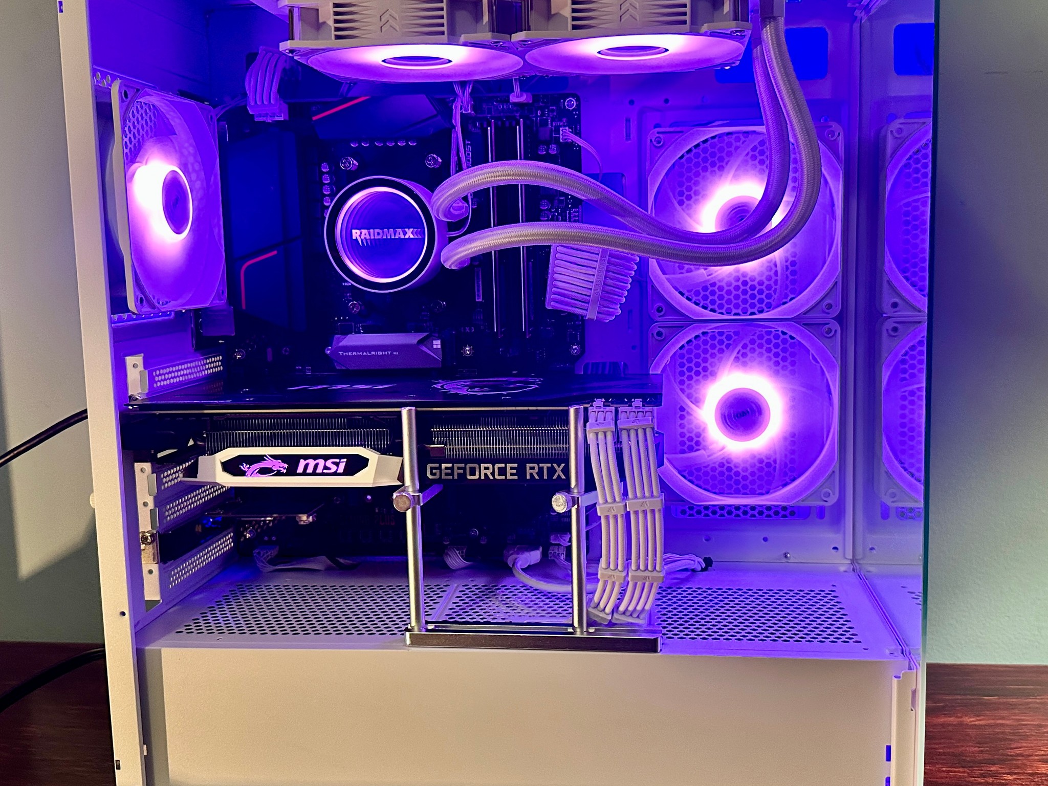 Moon Knight V2 | Ryzen 5 3600 | RTX 2070 8GB | 16GB RAM | 512GB NVME | WiFi