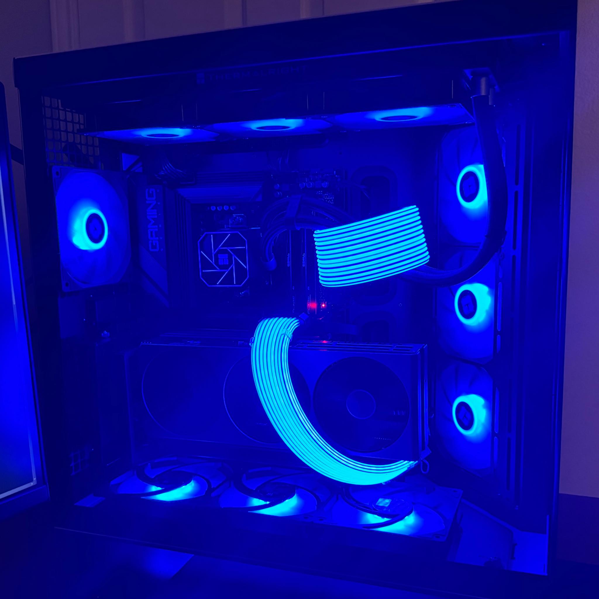 RTX 5080 - Ryzen 7 9700x - 32GB 6000mt/s DDR5 - 3TB of nvme SSD - Stream/gaming/creator ready