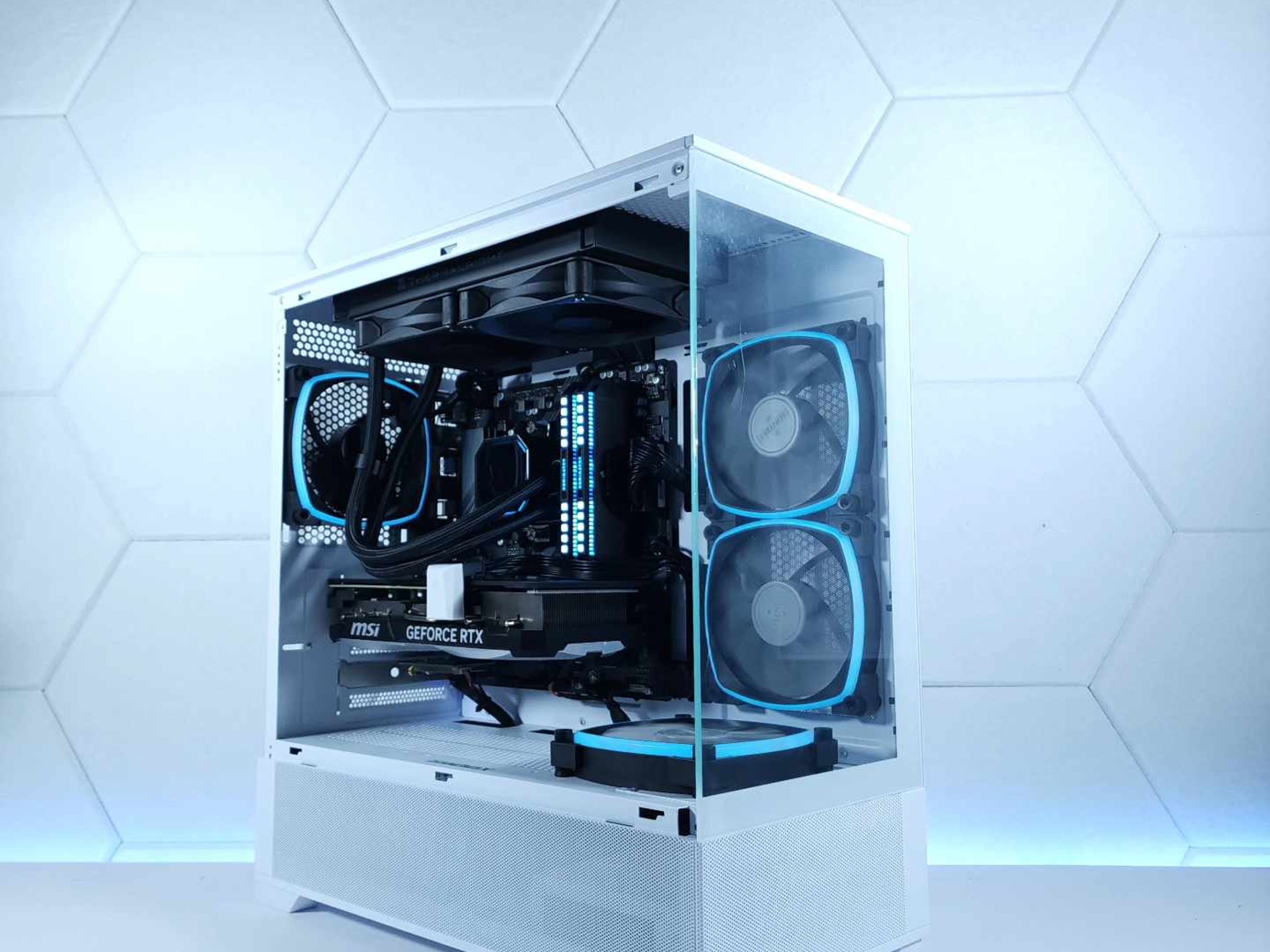 💙💙RTX 4070Ti || Ryzen 7 7700X || 2TB NVMe SSD || 32GB DDR5* || 1440p Gaming PC