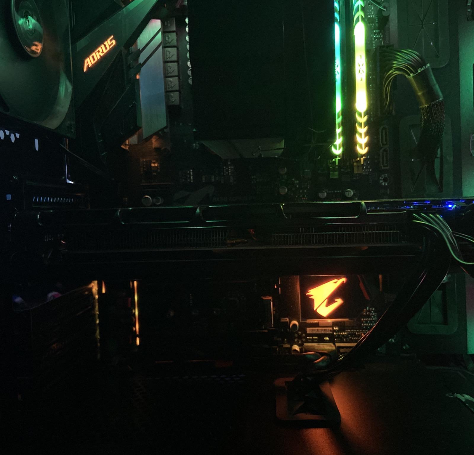Gaming PC: Ryzen 7 2700x + Radeon Rx 5700xt|16gb Ram + 1tb SSD| B450 Aorus WIFI