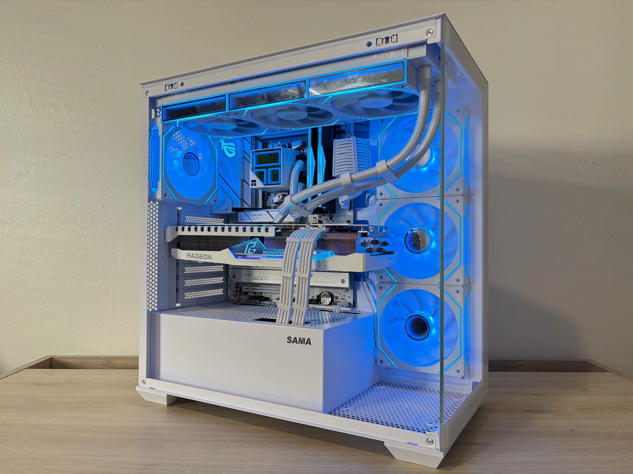 ❄️🐻‍❄️⚪Artic⚪AMD RX 7900 XT 20GB⚪AMD Ryzen 5 9600x⚪32GB DDR5⚪1TB NVME