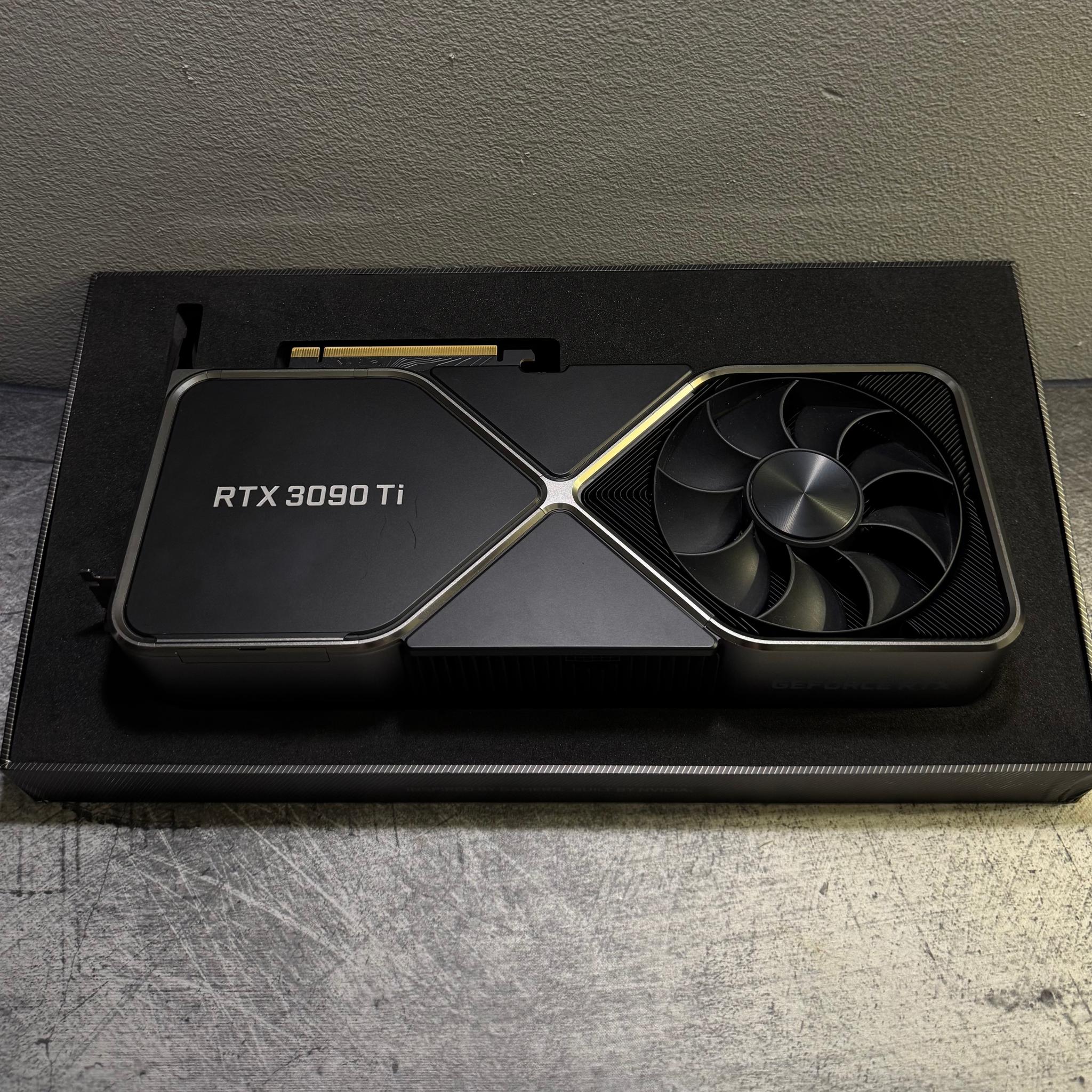 NVIDIA GeForce RTX 3090 Ti Founders Edition