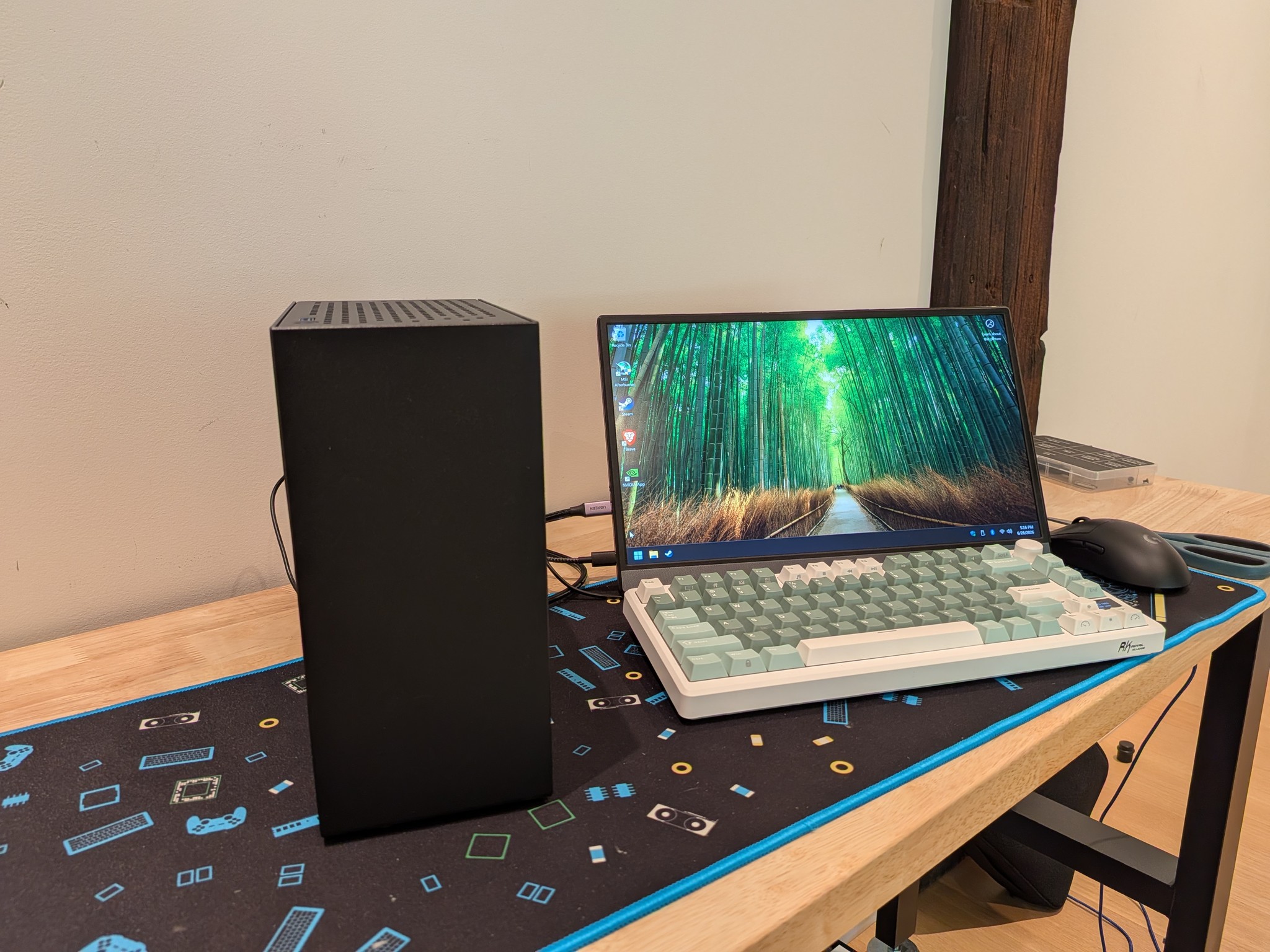 1080p Expeditioner - RTX 5060, Ryzen 5 5600X, 32 GB DDR4 RAM, 1 TB Gen 4 NVME