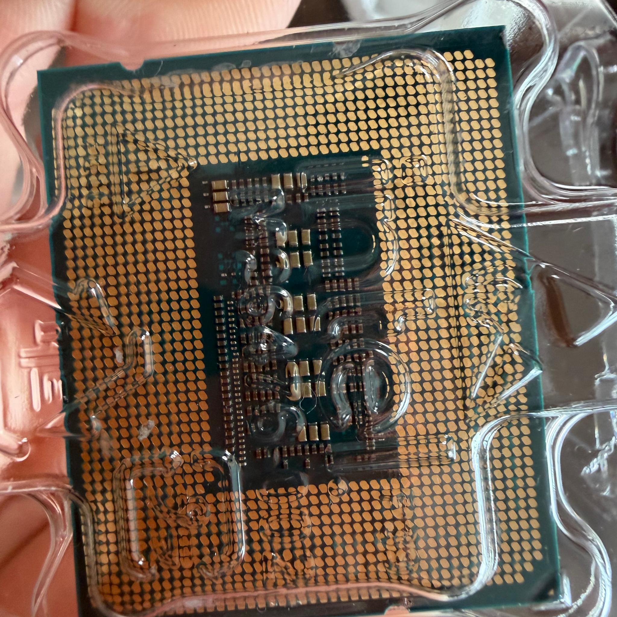 Intel Core i7-13700K