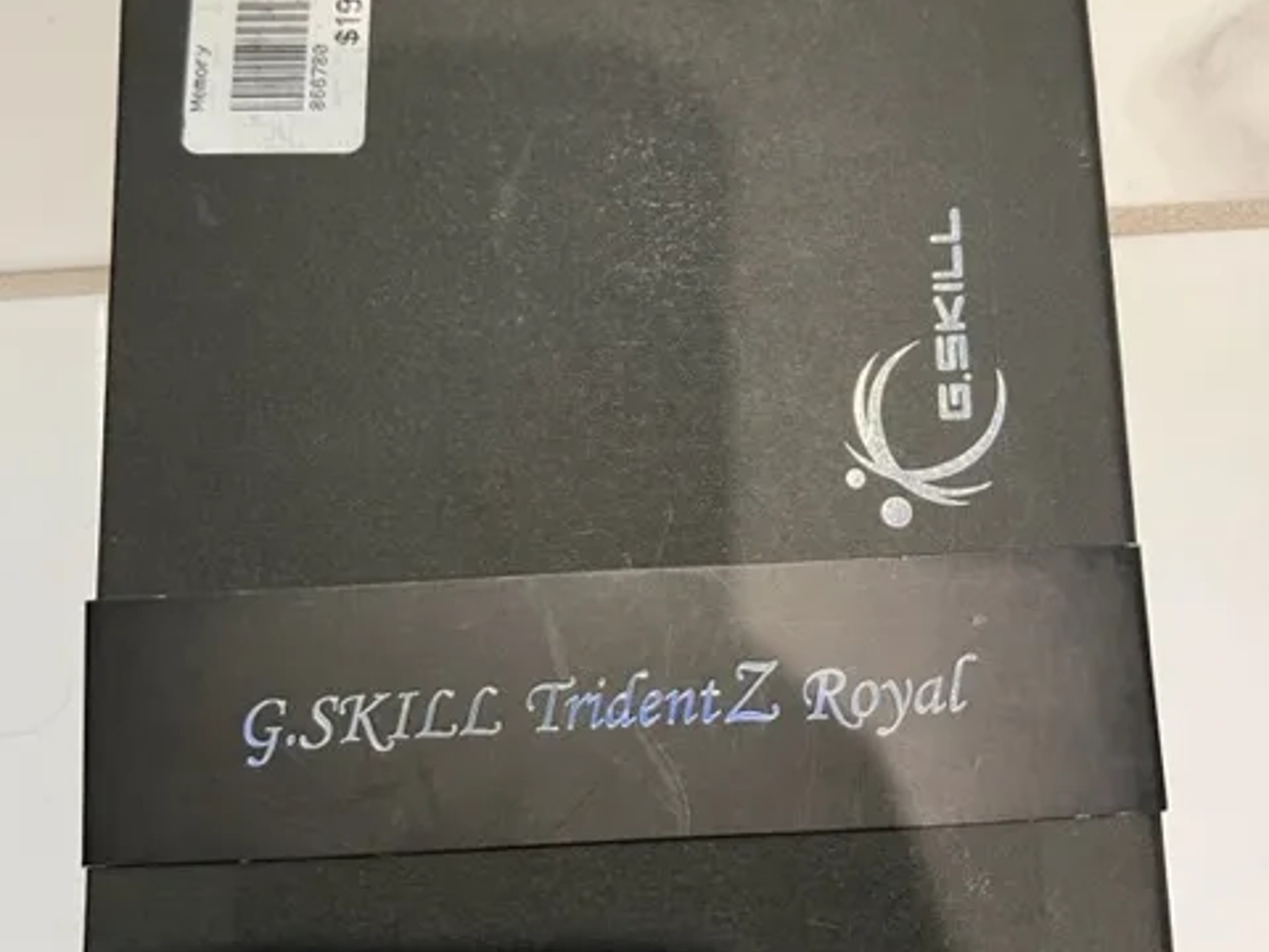 G.Skill Trident Z Royal RGB 16GB (2 x 8GB) DDR4-3600 PC4-28800 CL18 Dual-Channel Desktop Memory Kit