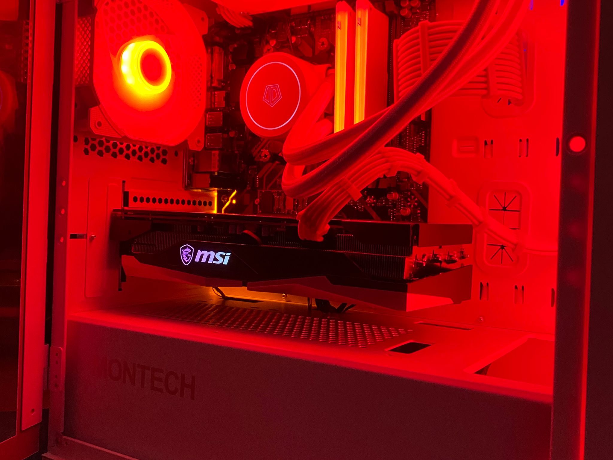 🔥White DRaGoN II🔥🔥/RX6650XT/Ryzen 5 5600X/32GB DDR4 RAM/1TB M.2 NVMe/Windows 11