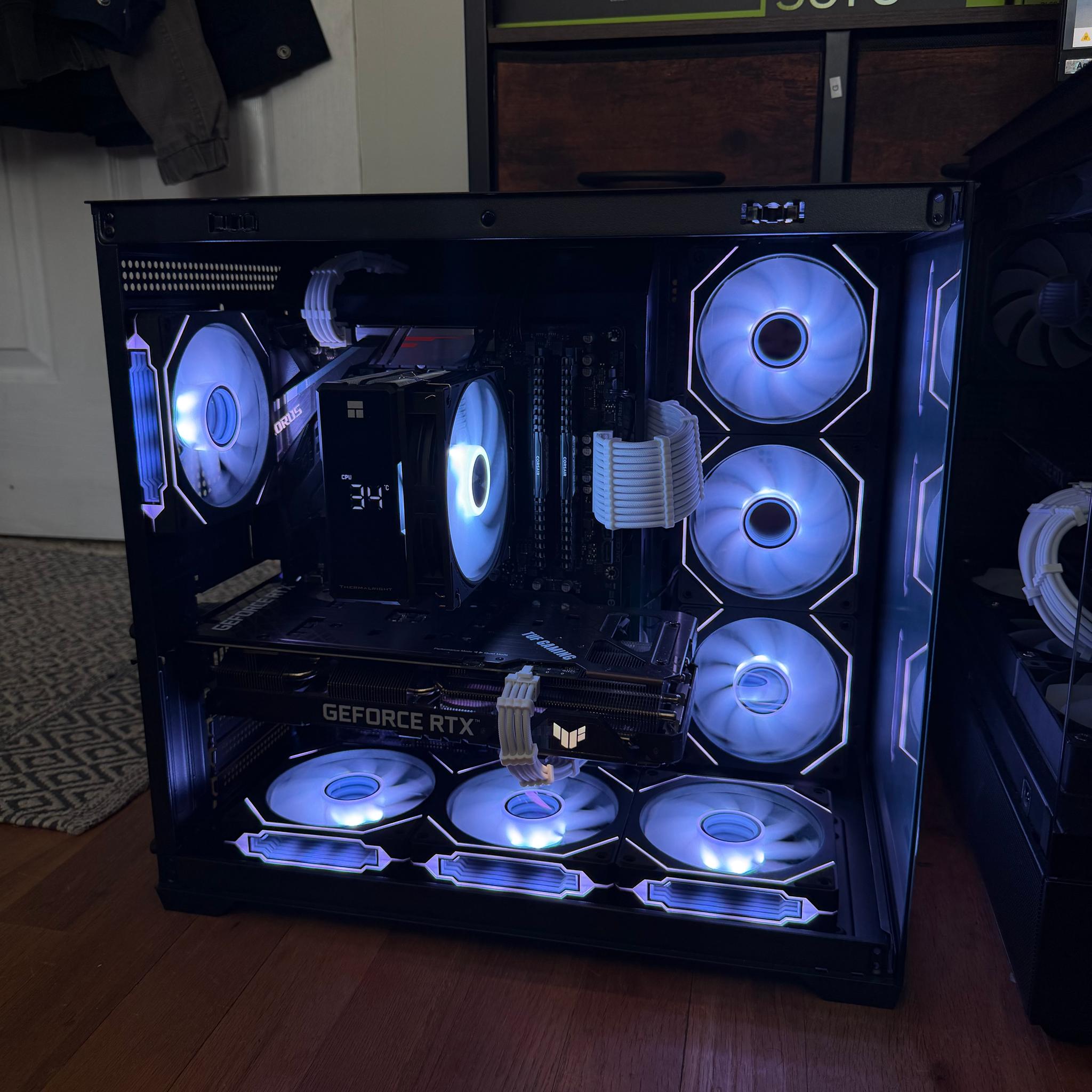 CLEAN RGB GAMING PC Rzyen 5 3600 RTX 3060 12gb
