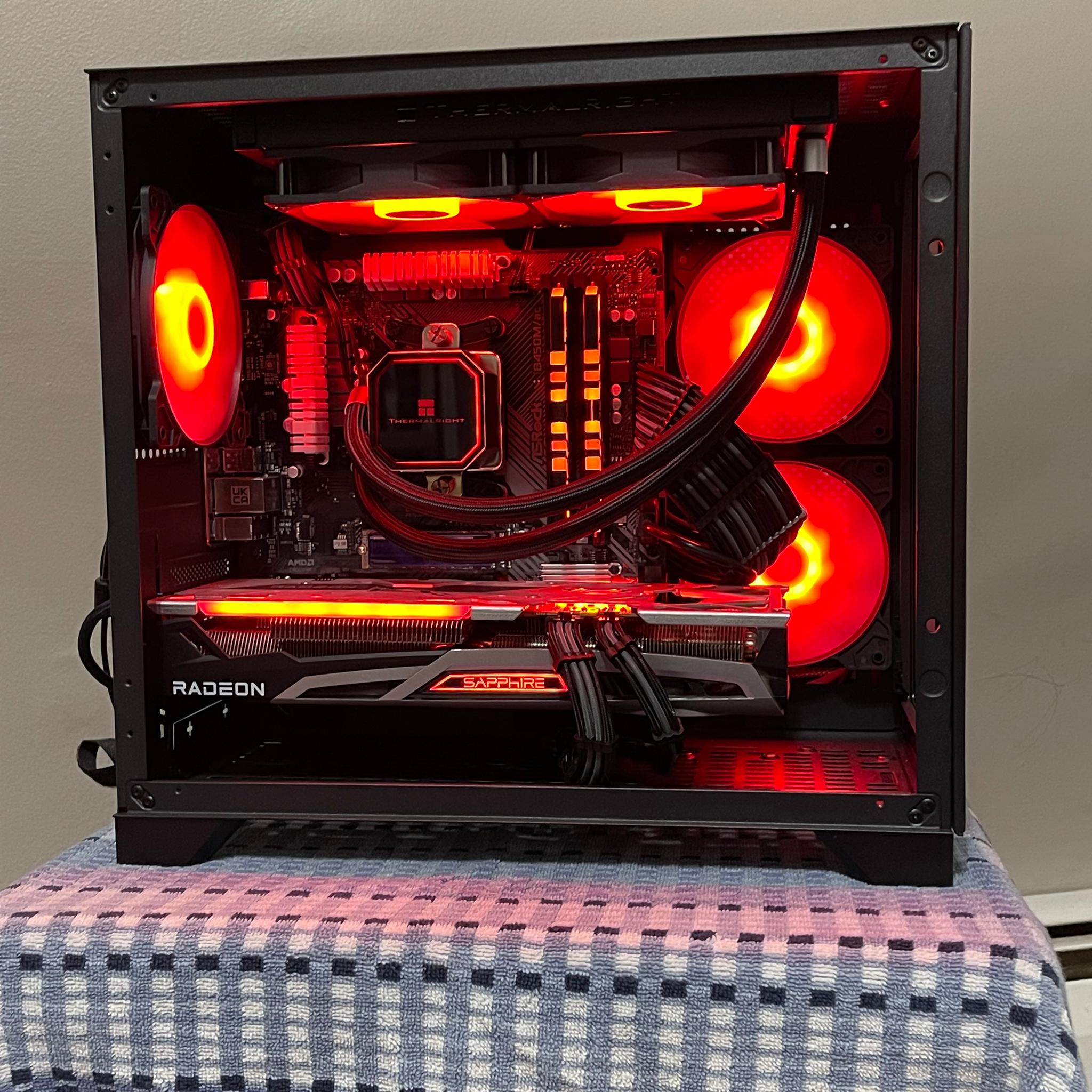 Dark Knight| Ryzen 5 5600X/RX 6700XT