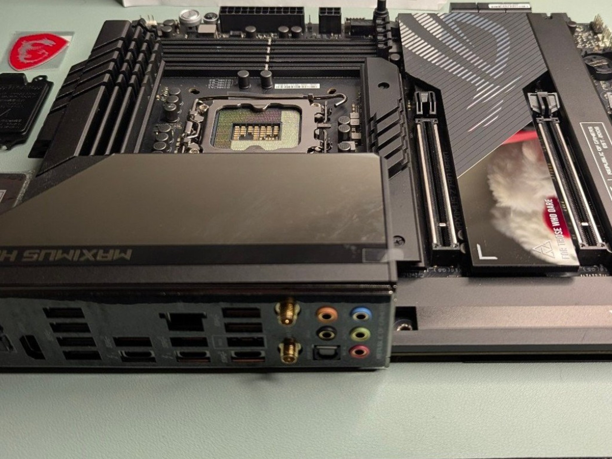 ASUS ROG Maximus Z790 Hero Motherboard + ROG Hyper M.2 Card + DDR5 Support