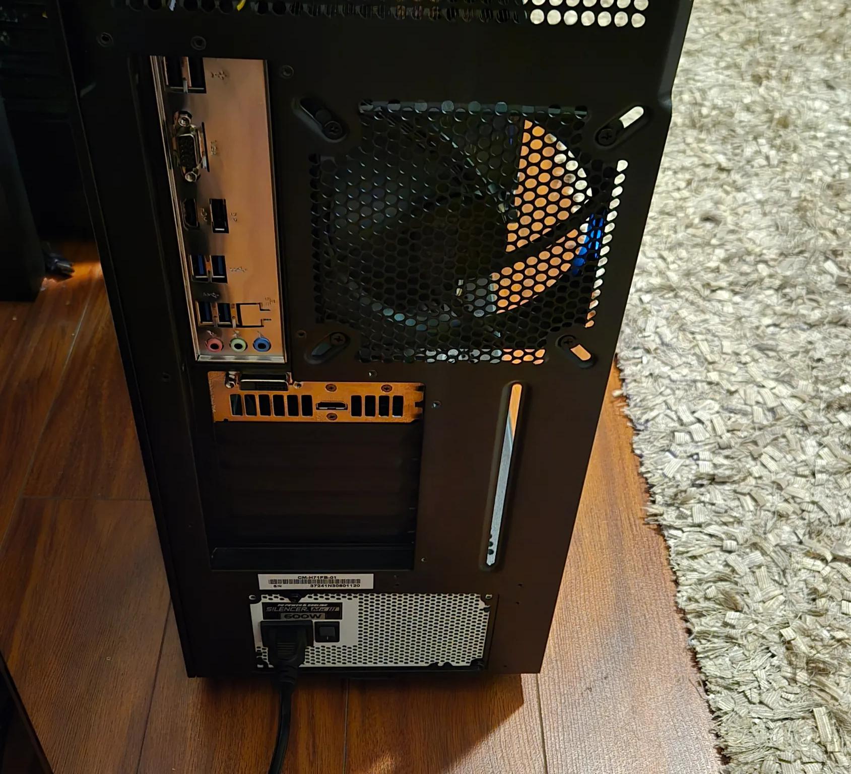 **MOVING SALE** 🌌 STEALTH 🌌 RTX 2060 / I5-12400F / 1TB SSD / 16GB DDR4