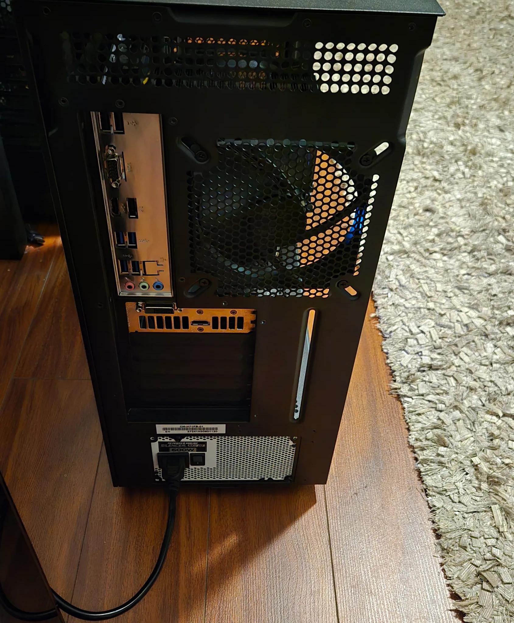 **MOVING SALE** 🌌 STEALTH 🌌 RTX 2060 / I5-12400F / 1TB SSD / 16GB DDR4