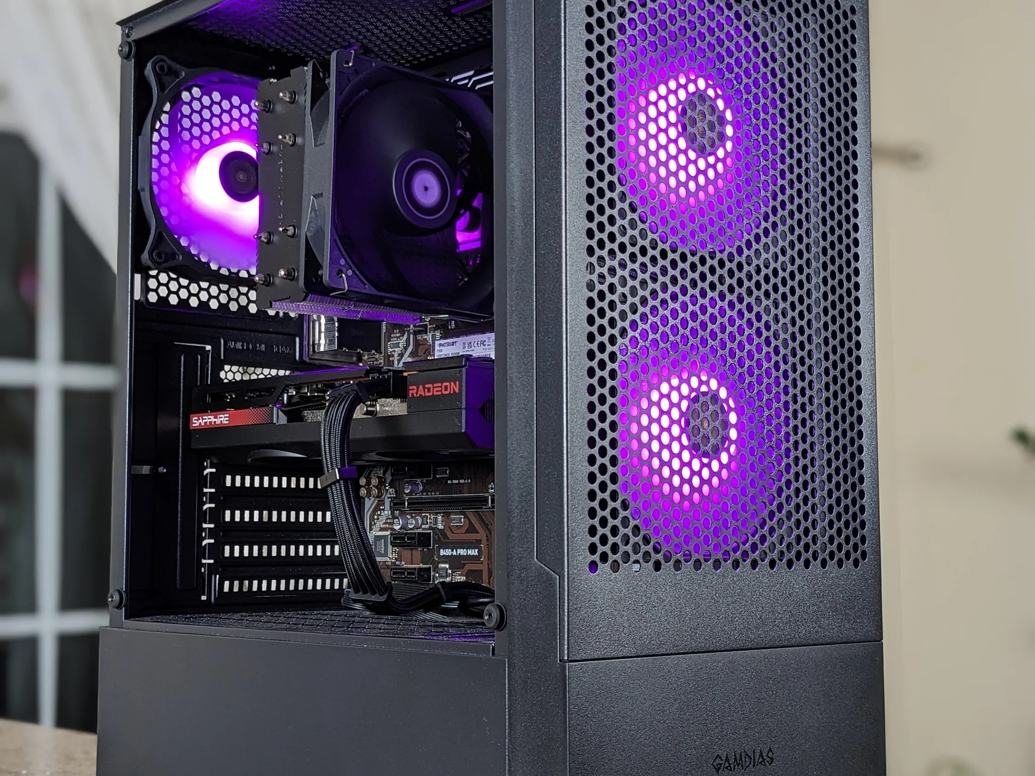 Mid Range Ryzen Gaming PC - Ryzen 5 3600 - RX 7600
