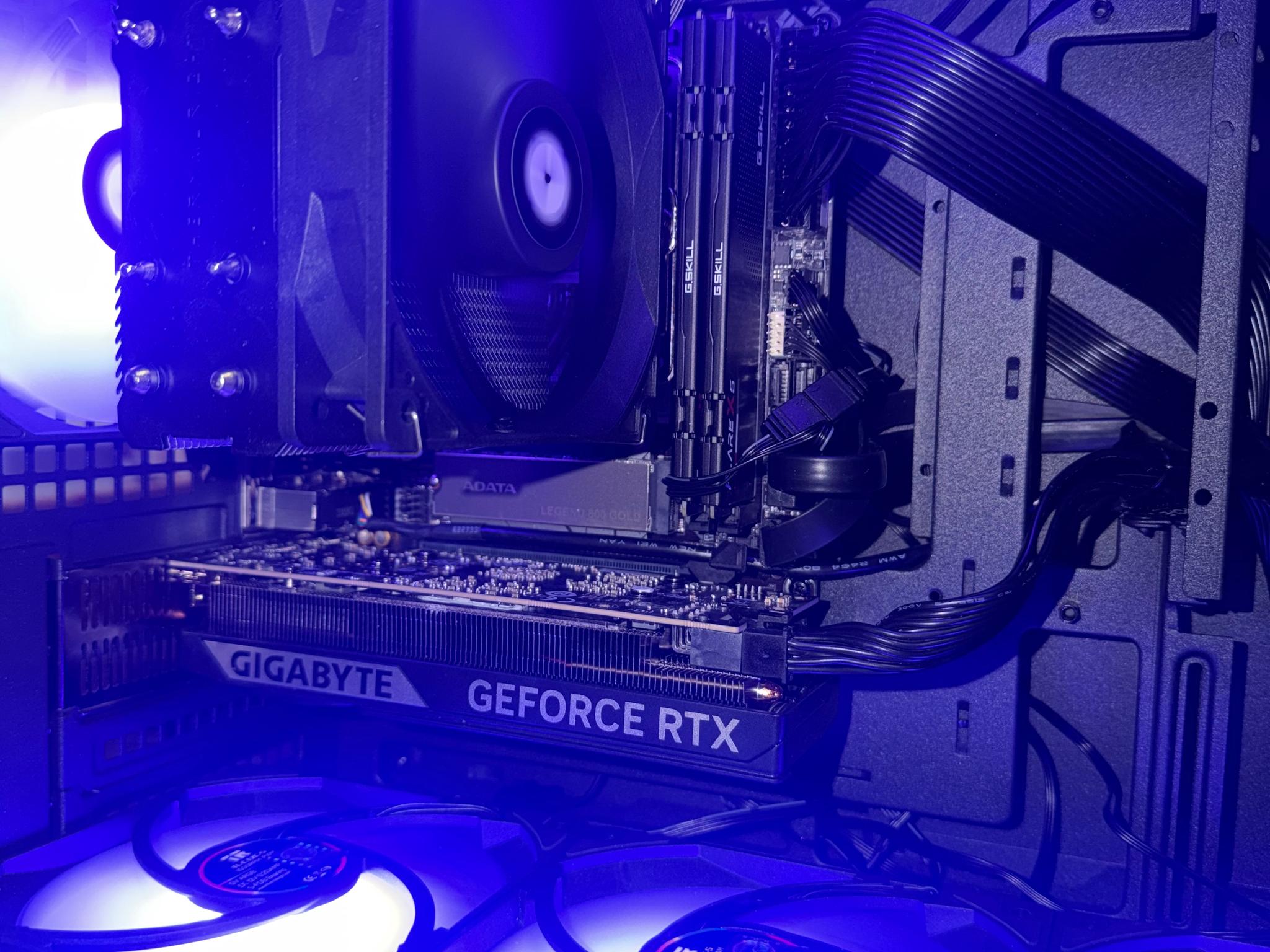 Ryzen 7600 / RTX 5060 / 32GB DDR5 / 2TB NVMe
