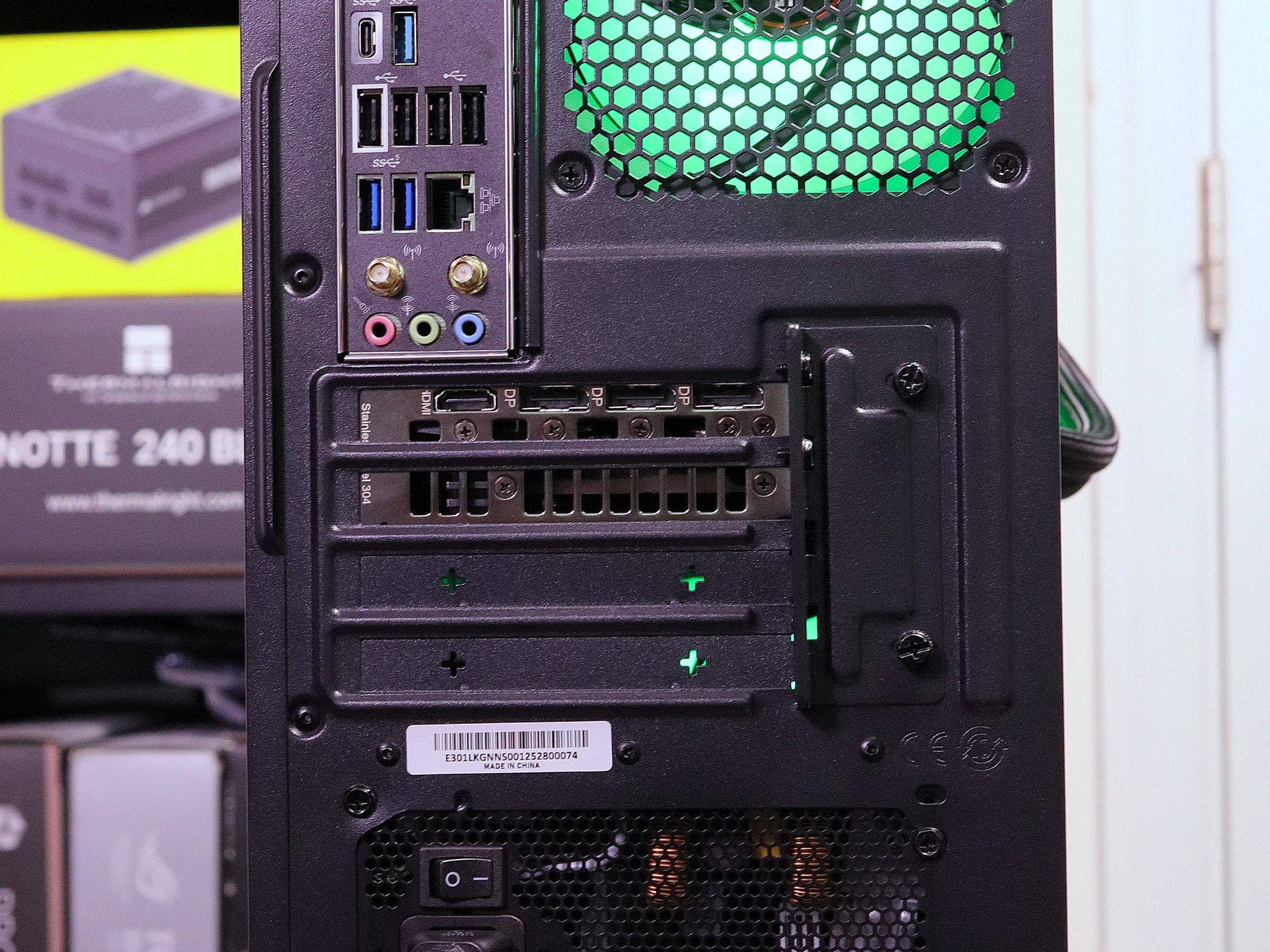 🟩 Arctic Venom ❄️ | Ryzen 5 7500X3D | RTX 5060 Ti 8GB | 16GB DDR5 - 6000 | 1TB NVMe |