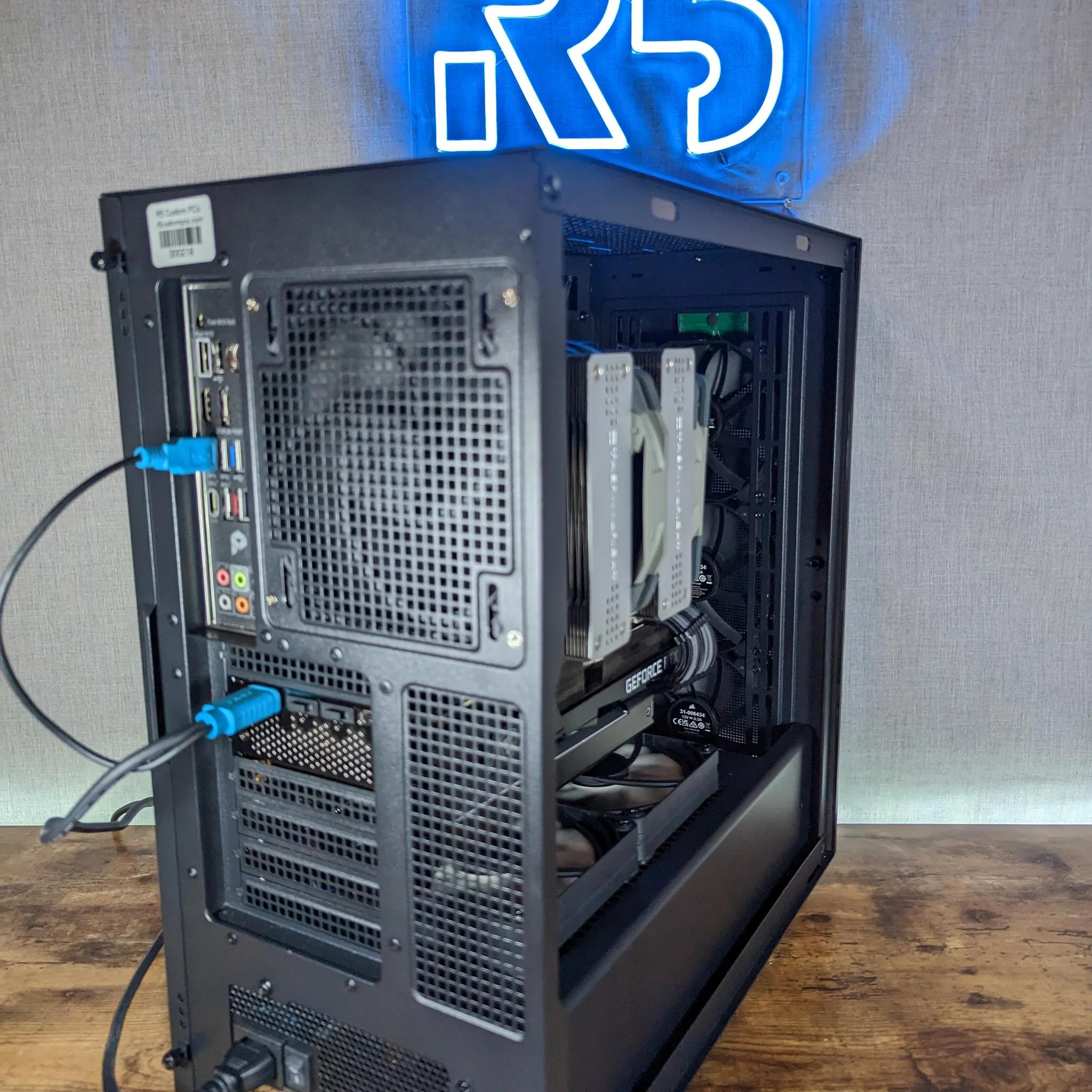RTX 3080ti // i5 13600K // 32GB 5600Mhz DDR5 // 1TB Gen4 NVMe 