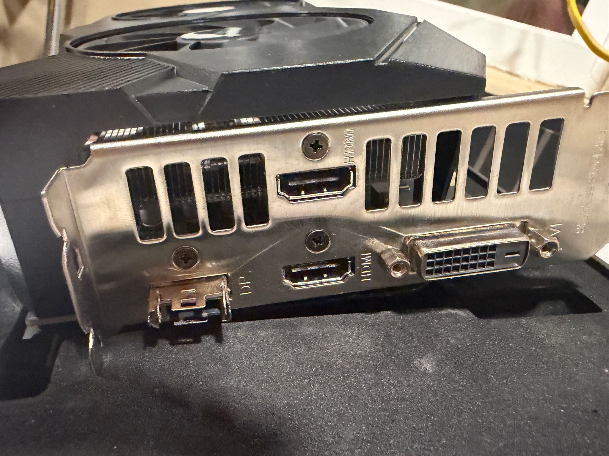 Asus DUAL GeForce RTX 2060