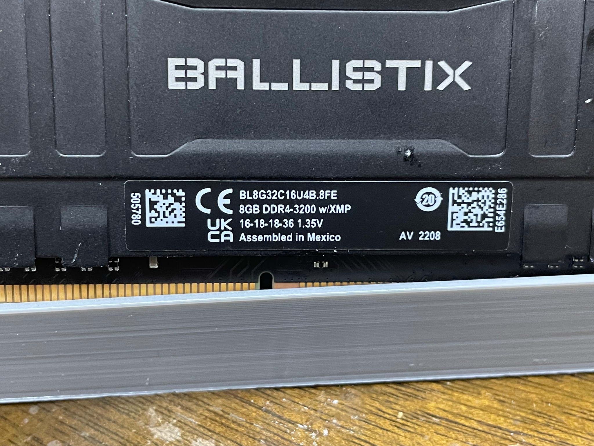 Crucial Ballistix 3200 mhz DDR4 16Gb
