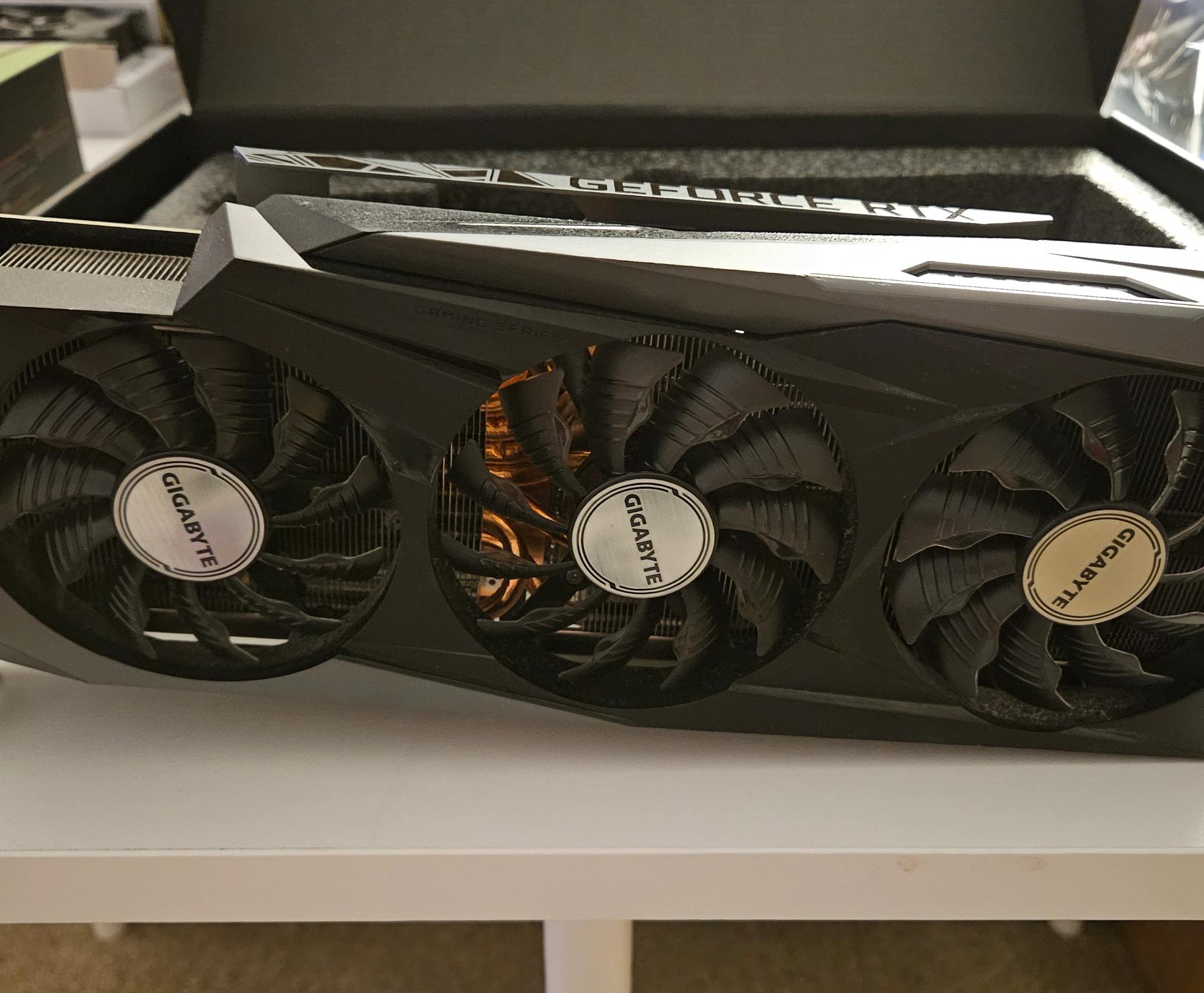 Gigabyte RTX 3080 12gb