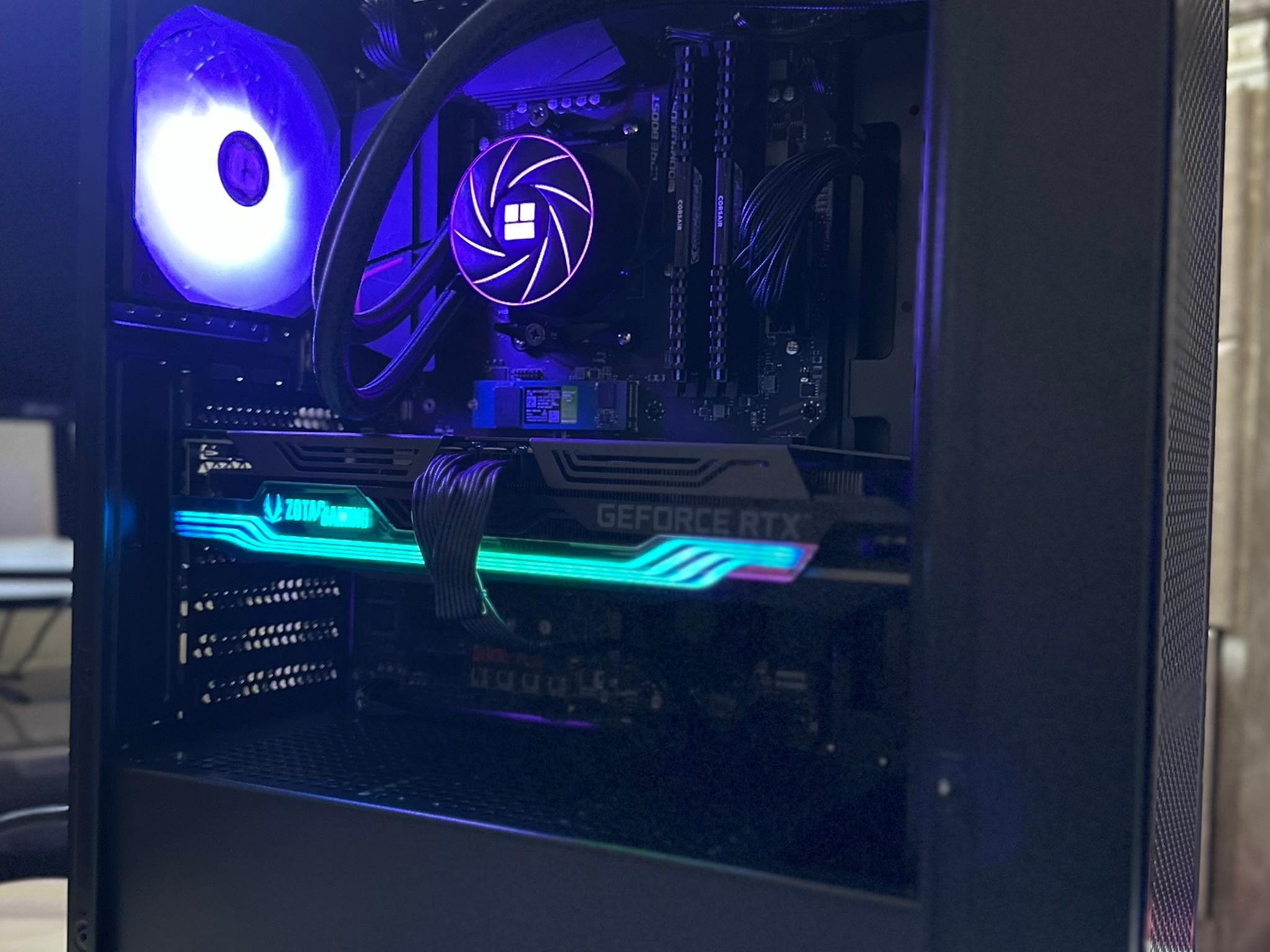 Ryzen 7 3800X / RTX 3070 Ti / 1TB NVME / 32GB RAM