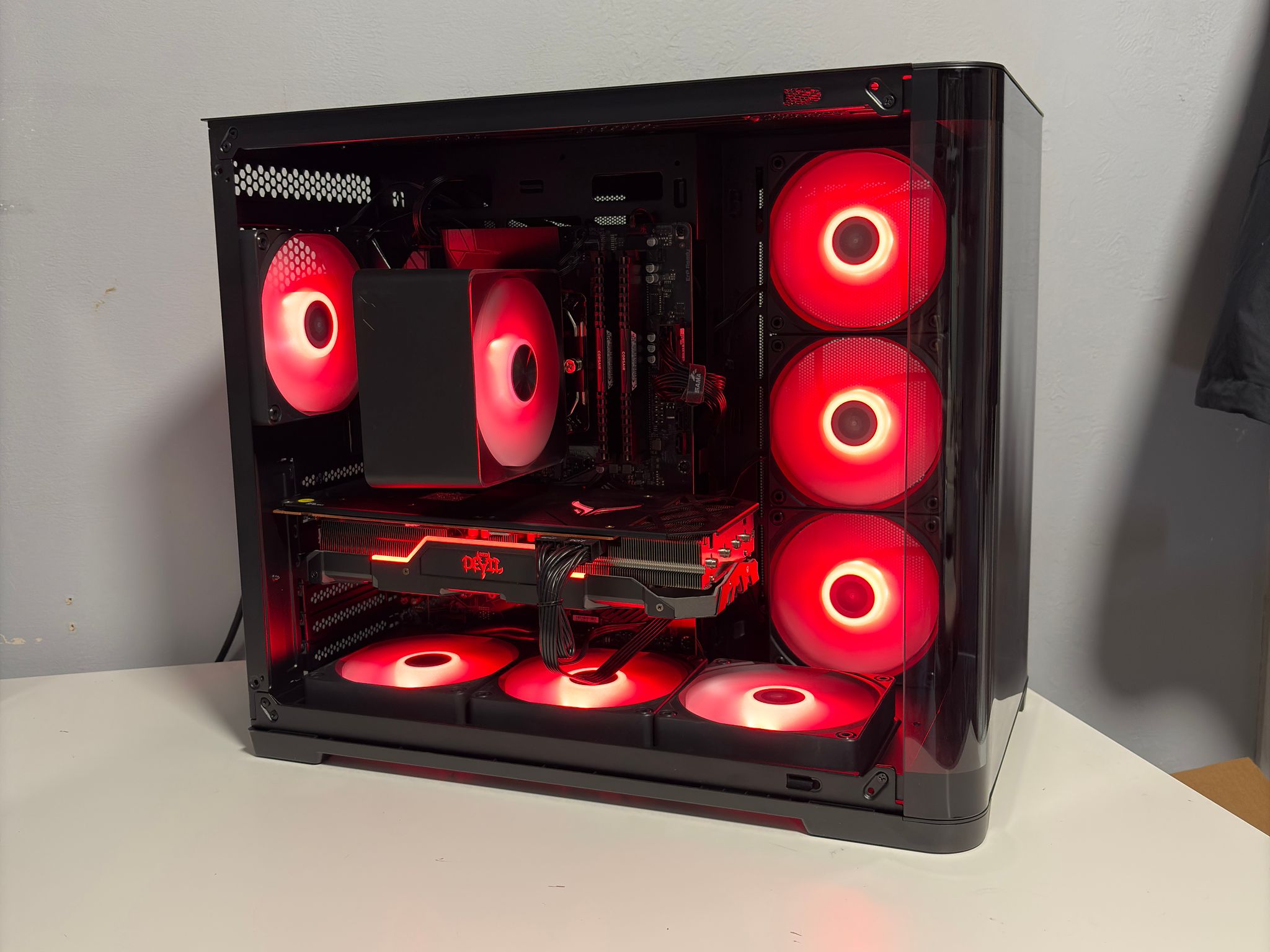 Apex Series Gaming PC / Ryzen 5 + RX 5700 XT / NVMe SSD / Ready to Play!