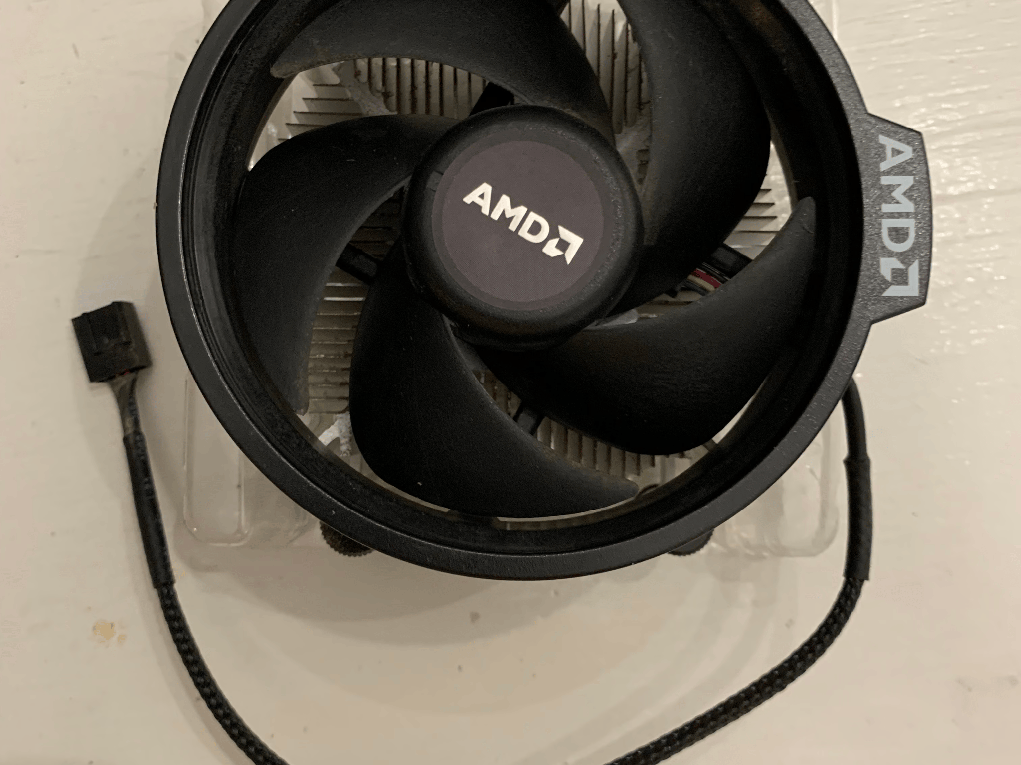 AMD Ryzen 5 2600 - 6 Cores, 12 Threads - AM4 - Wraith Stealth Cooler Included - Used