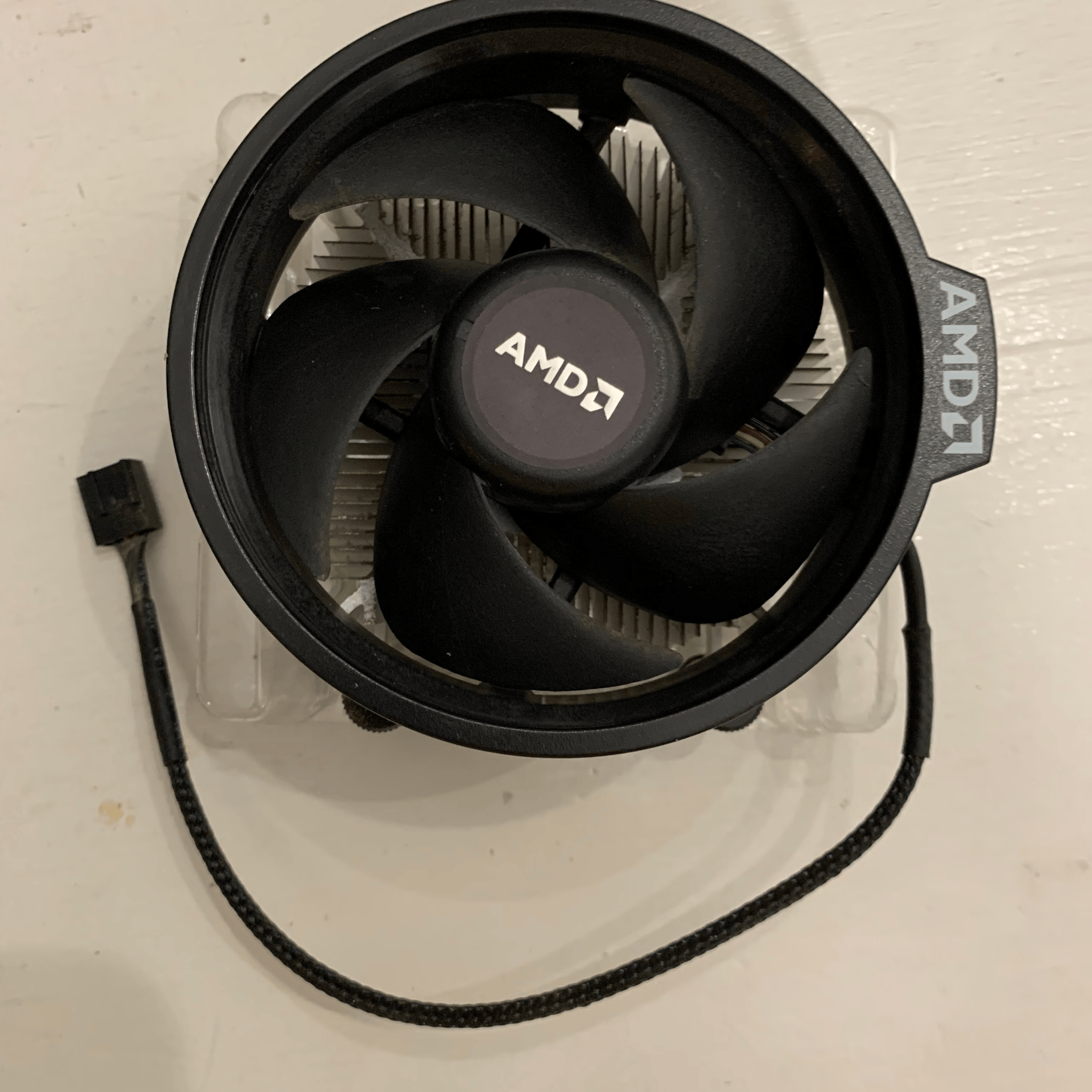 AMD Ryzen 5 2600 - 6 Cores, 12 Threads - AM4 - Wraith Stealth Cooler Included - Used