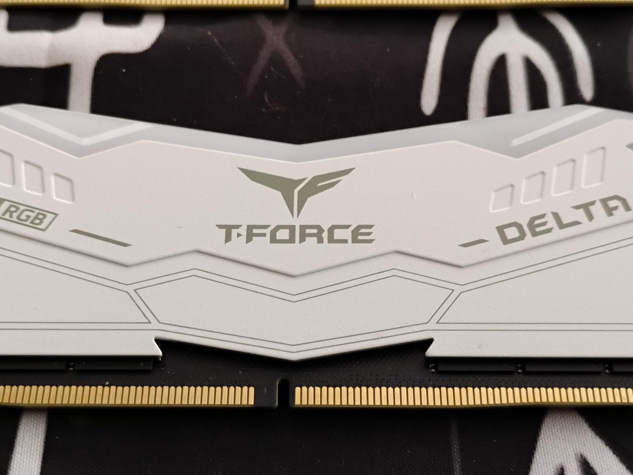 Team Group T-Force Delta RGB 64Gb DDR5 6000 (CL 38) Desktop Memory - White