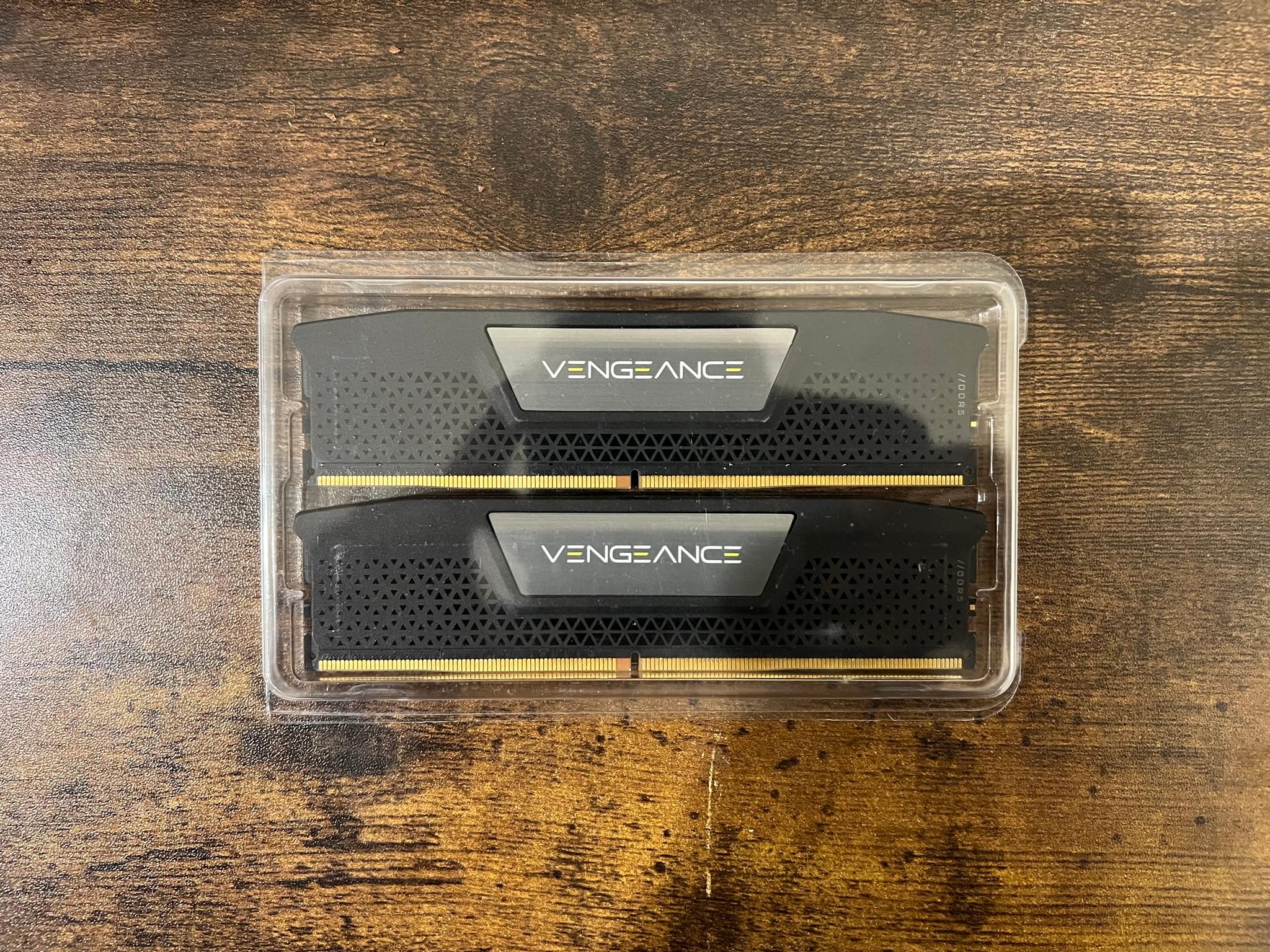 64GB DDR5-5600MT/s CL40 Corsair Vengeance RGB RAM