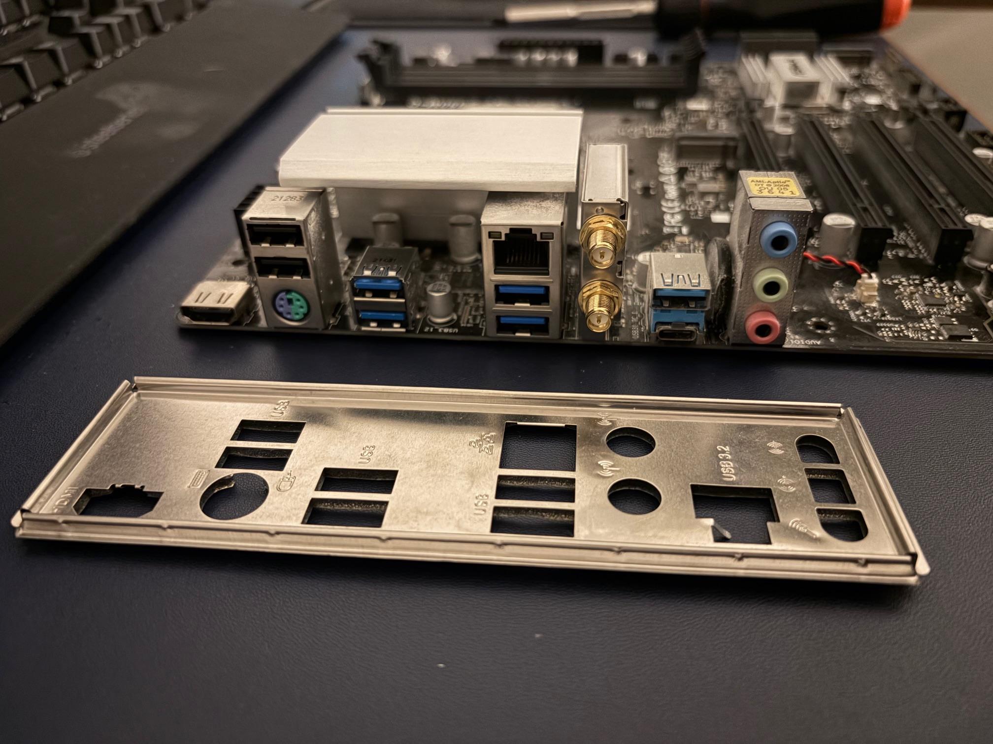 AMD Ryzen 7 5700 & BROKEN ASRock B550M-C