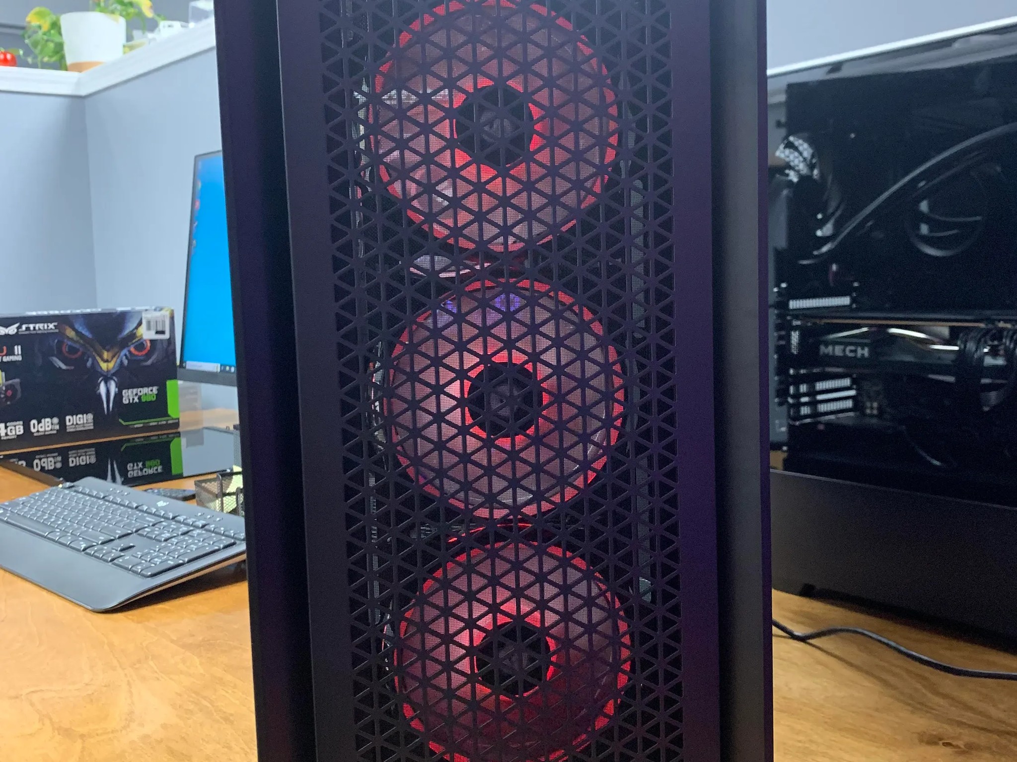 Ryzen 3 4100 /Rx 580 Starter Gaming PC