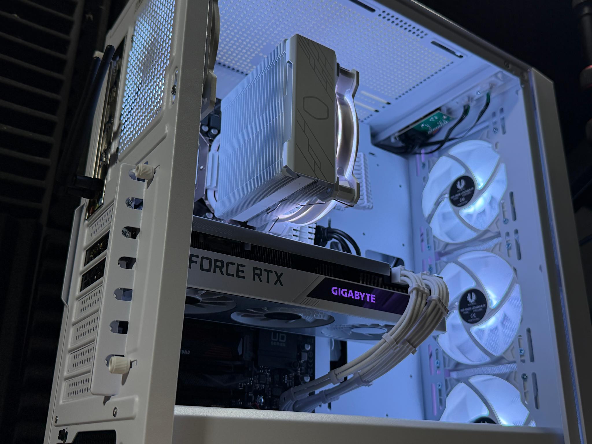i7 11700F | RTX 3070 | 16GB DDR4 | 1TB NvMe
