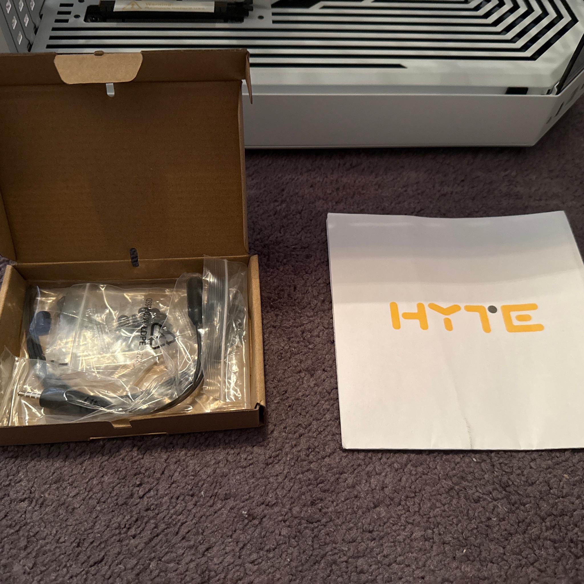 Hyte Y60