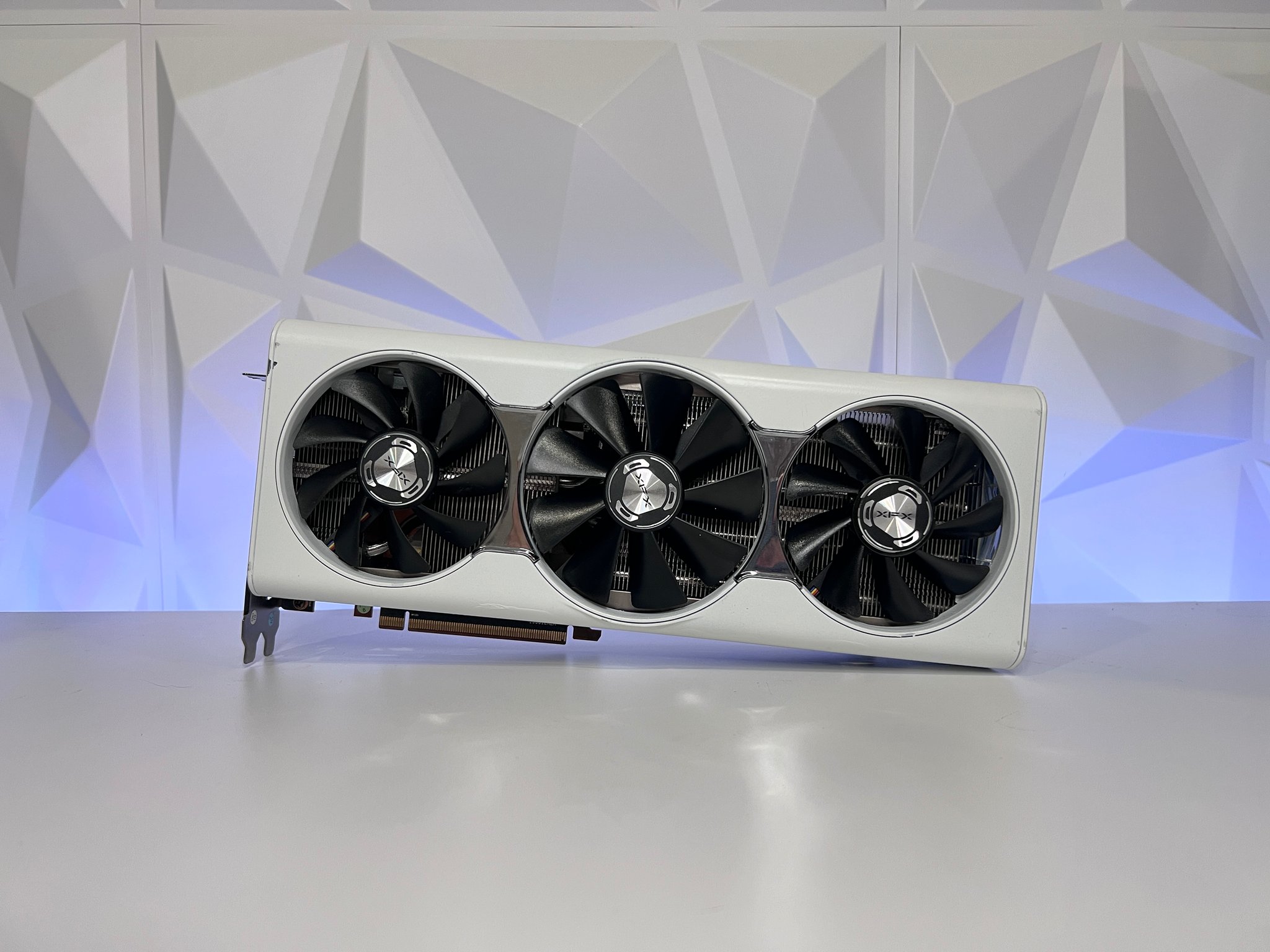 XFX AMD Radeon RX 5700 XT 8GB