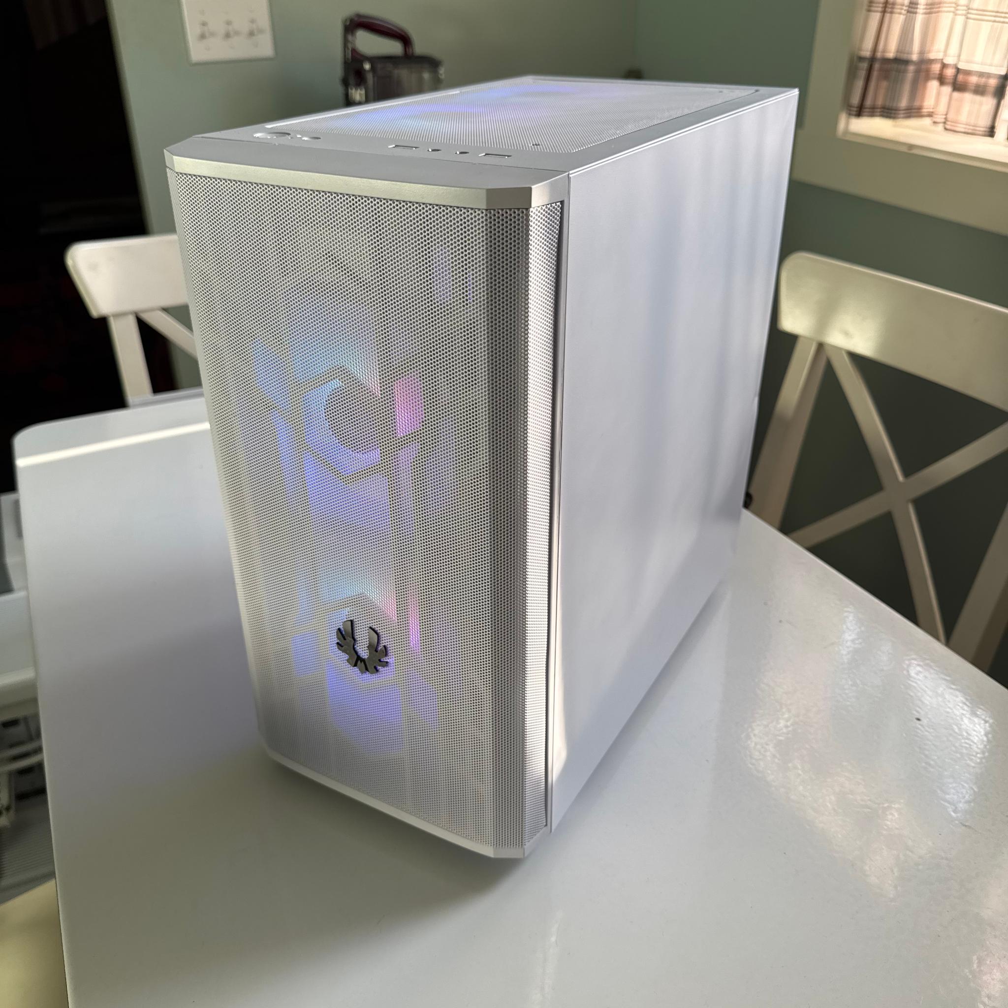 Arctic Fury | Custom Gaming PC | 4060  - i5 12600k - 16GB Ram - 1 TB NVMe