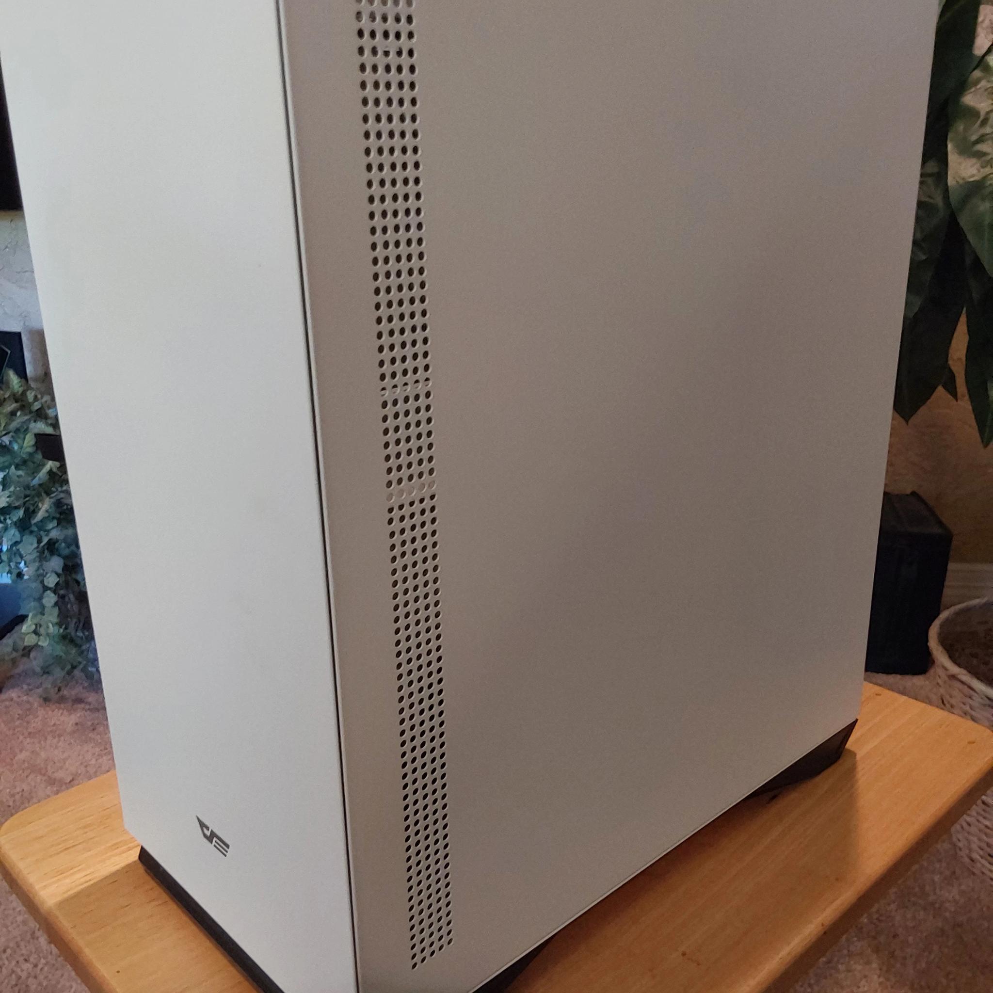 darkFlash DLM 22 White MicroATX Mini Tower Computer Case with Tempered Glass Side Door