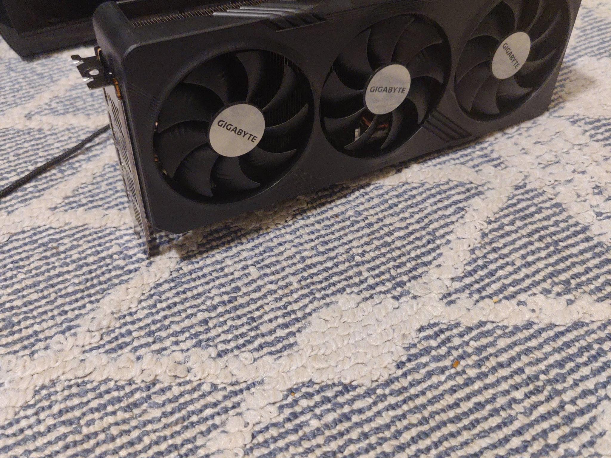 RX 7800XT *Great Condition* GIGABYTE OC 16GB GDDR6 Graphics Card