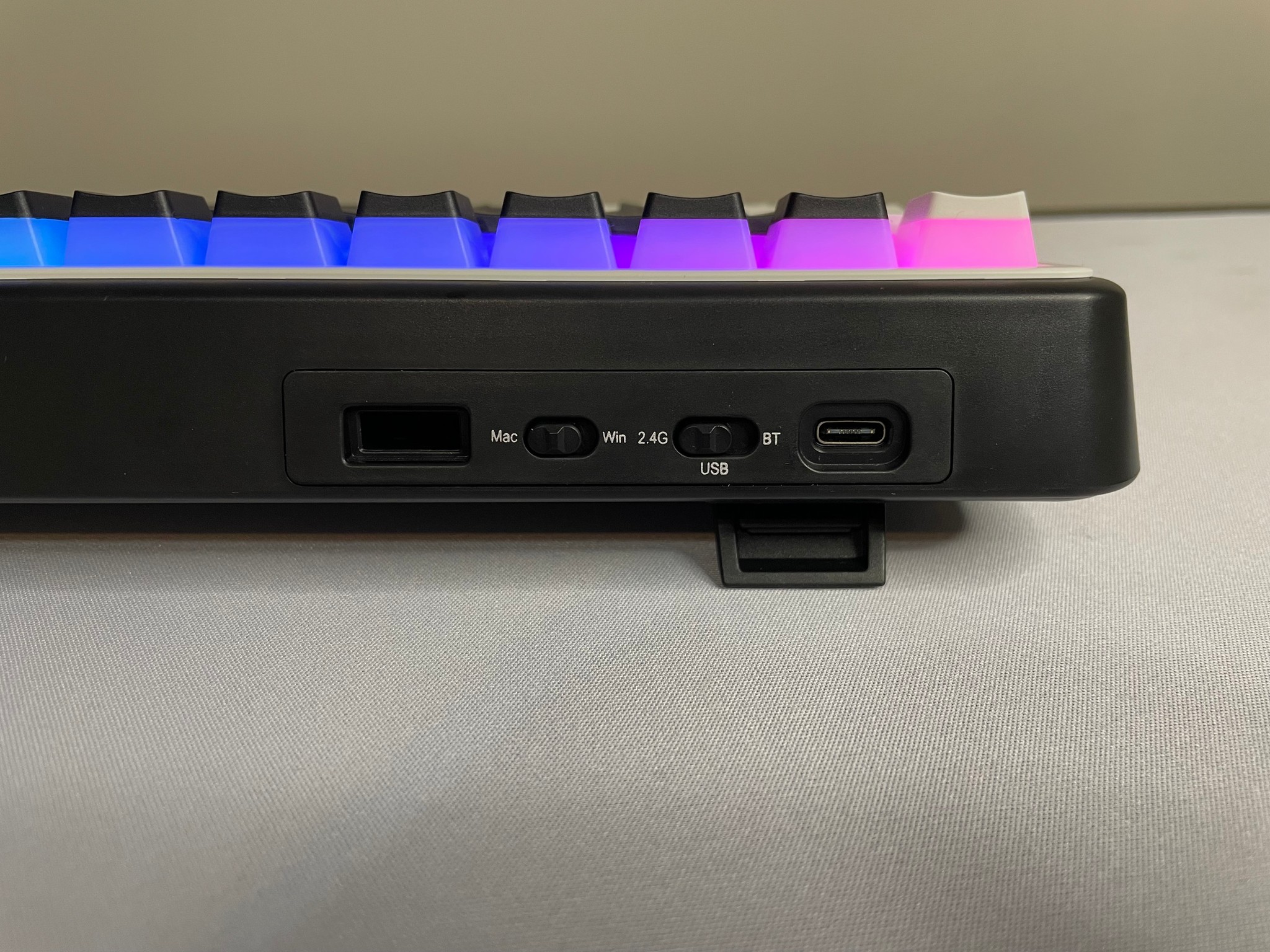 WK60 Mechanical Gaming Keyboard Wireless - Pudding Keycaps with Thocky Switches