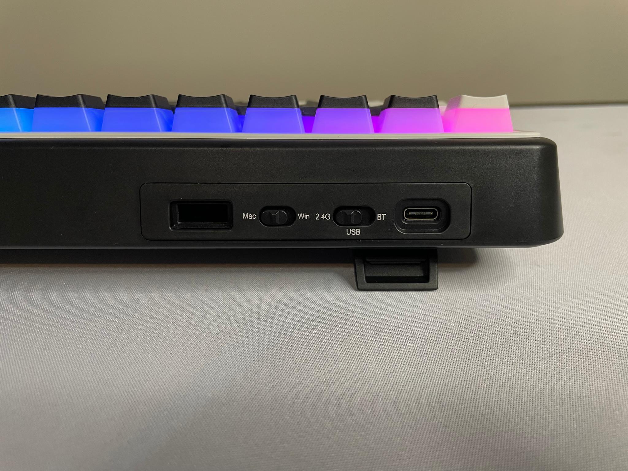 WK60 Mechanical Gaming Keyboard Wireless - Pudding Keycaps with Thocky Switches