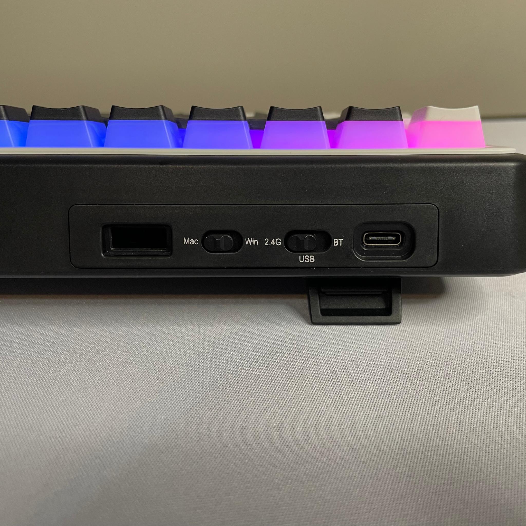 WK60 Mechanical Gaming Keyboard Wireless - Pudding Keycaps with Thocky Switches