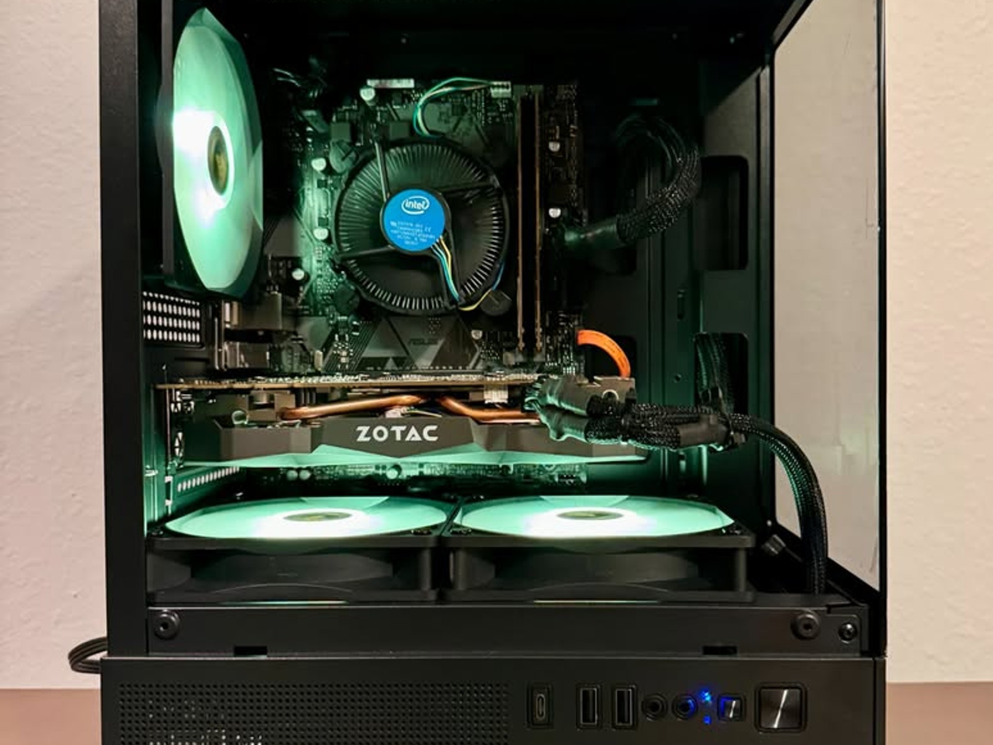 Gaming PC | GTX 1060 6GB | i5-9500 | 16GB RAM | RGB | Ready to Play