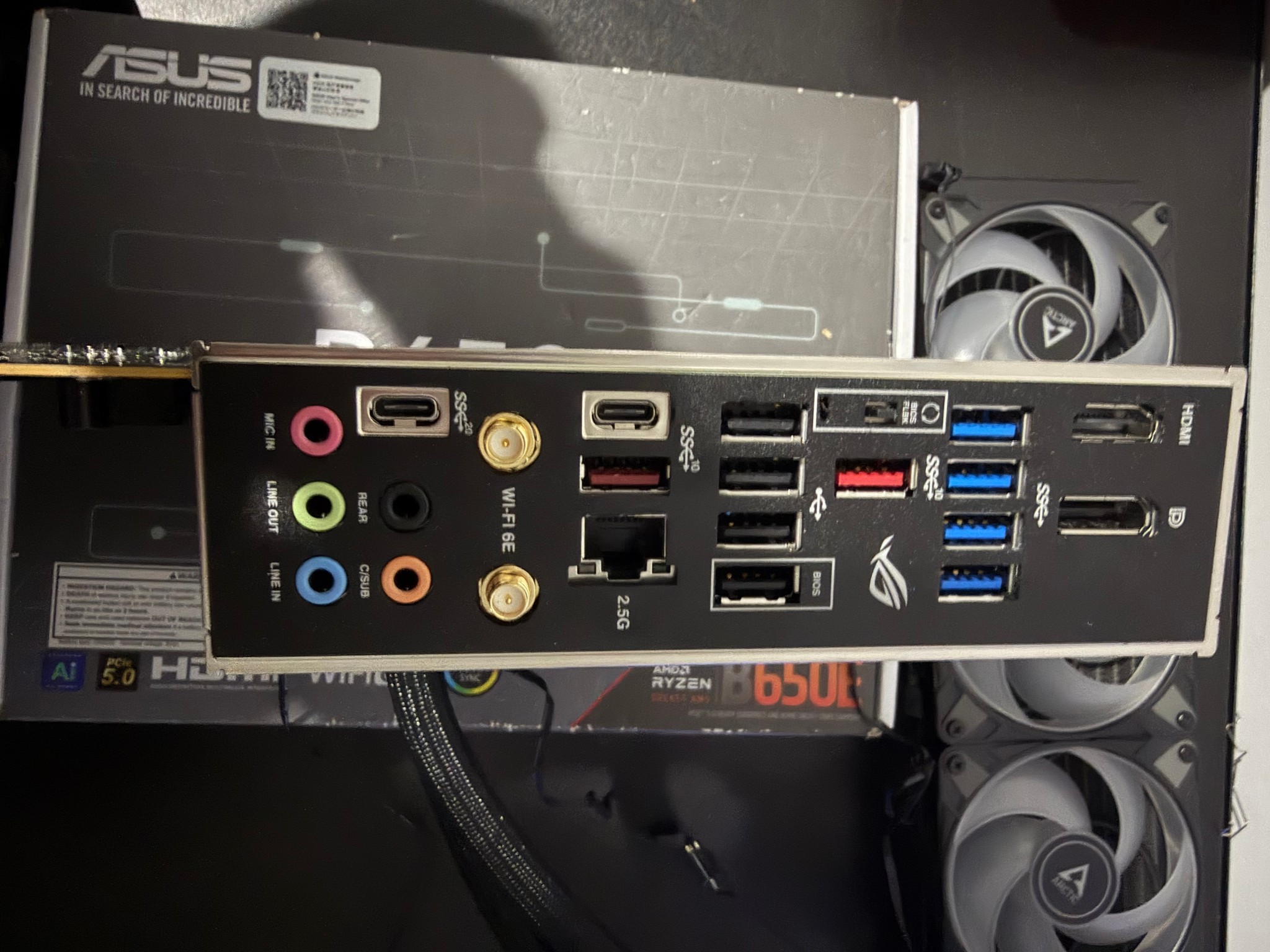 Ryzen 5 9600X, ASUS ROG STRIX B650 F Gaming Wifi, Arctic AIO COMBO
