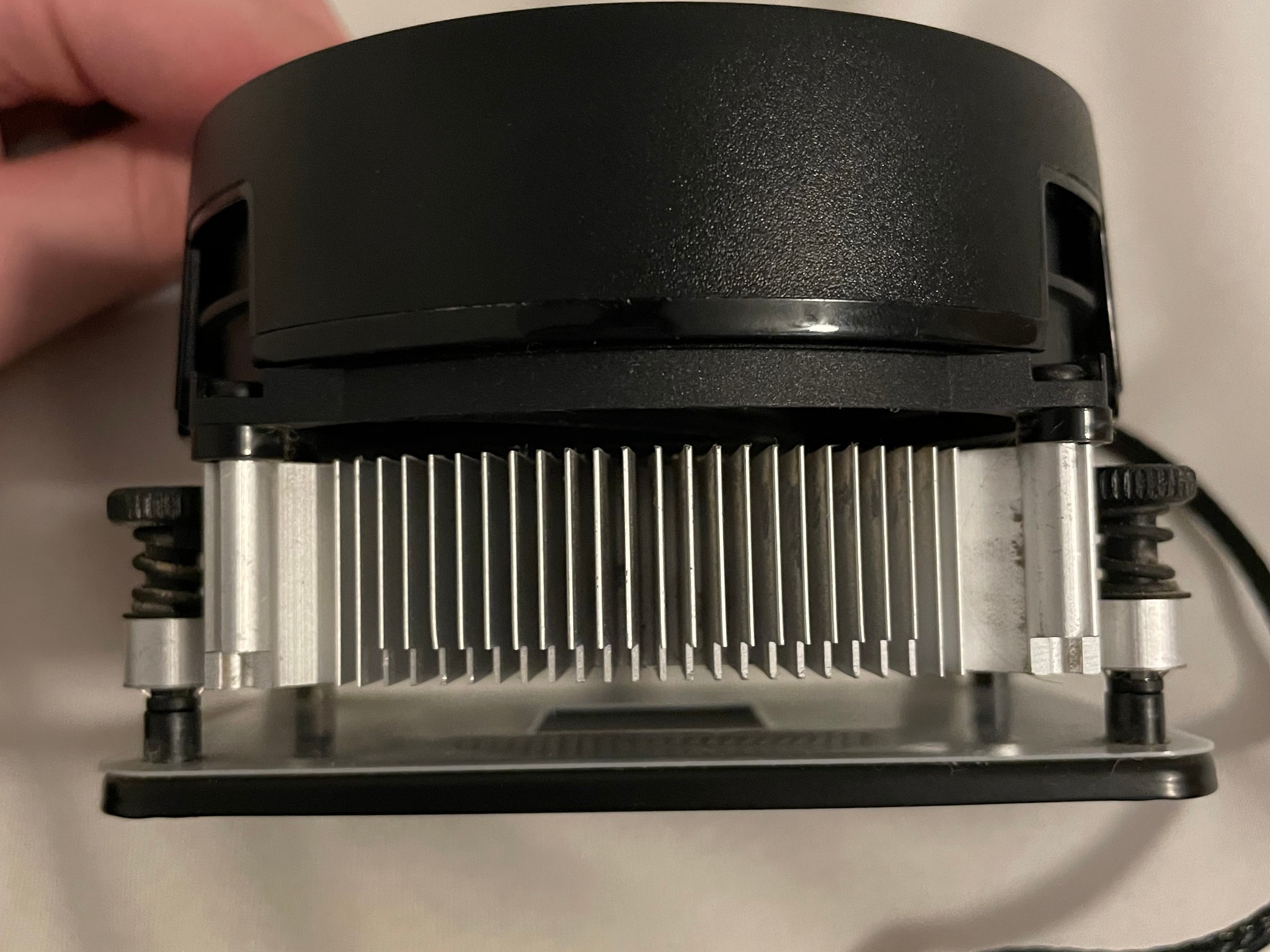 AMD Ryzen 5 2600 w/ Free AMD Wraith Stealth CPU Cooler