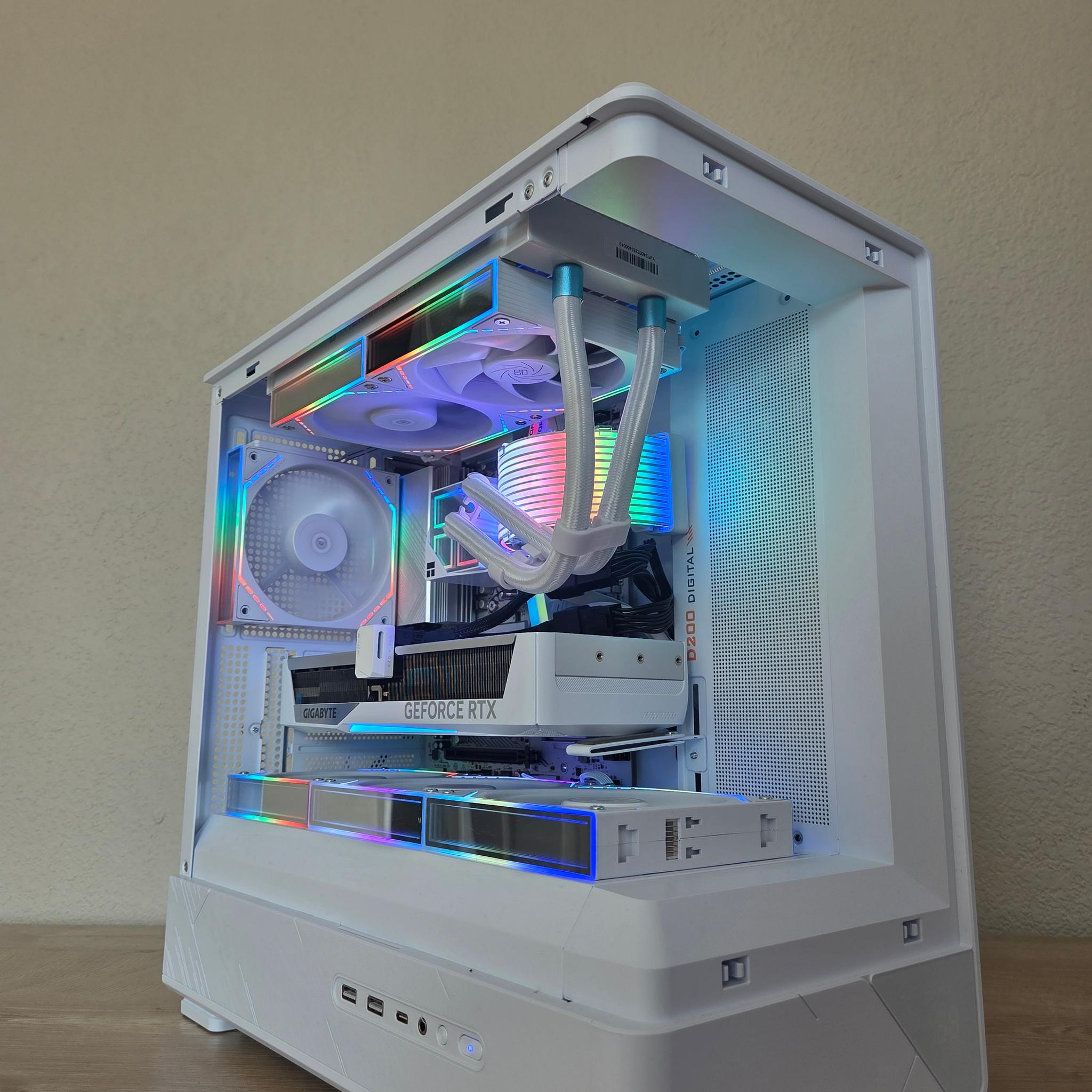 ❄️🤍 Frost Infinity | RTX 5070 | Ryzen 5 7600X | LCD Screen Display | 1.5TB Storage 🤍❄️
