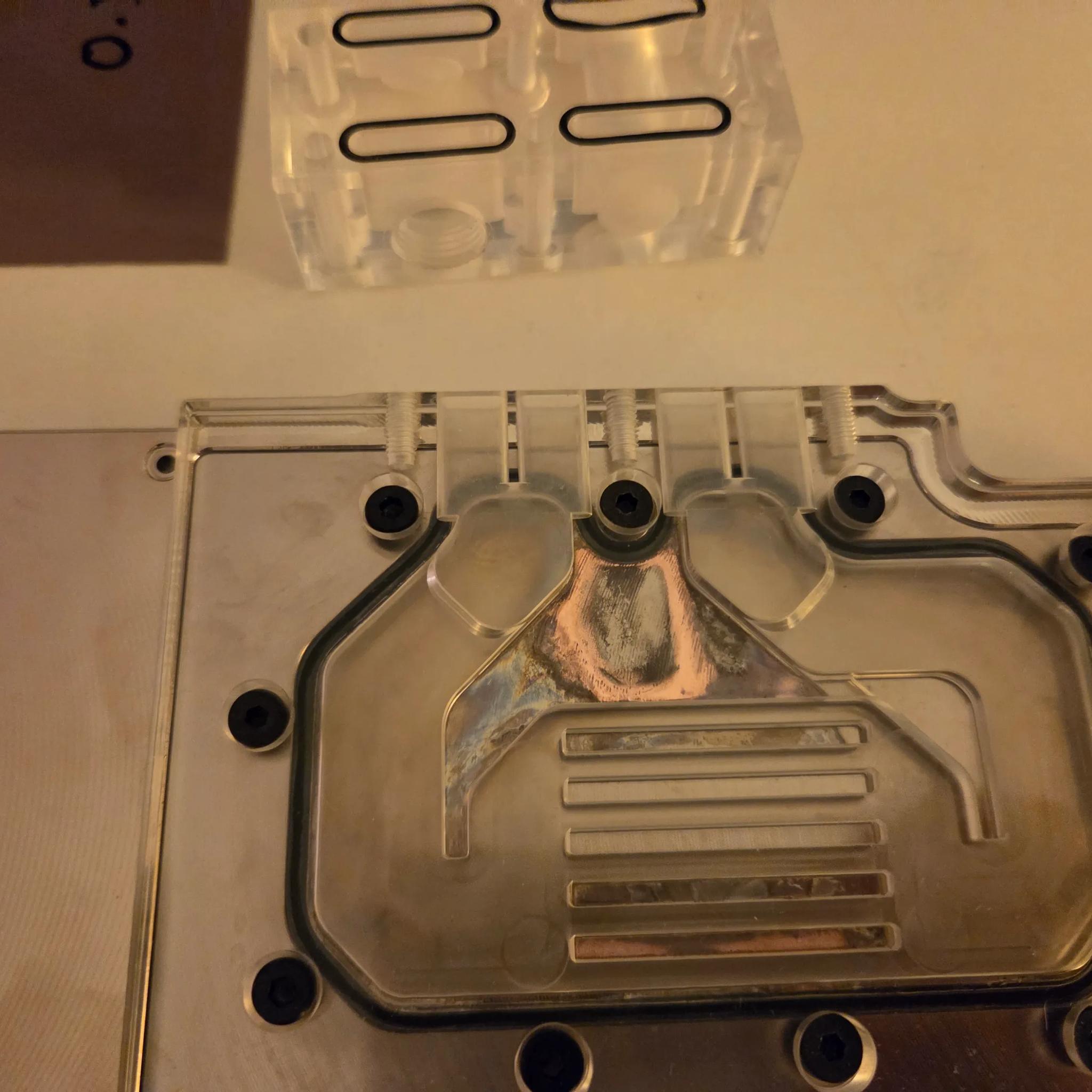 RTX 3090 EVGA XC3 EK Quantum Waterblock + Active Backplate + EK Quantum Vector Backplate