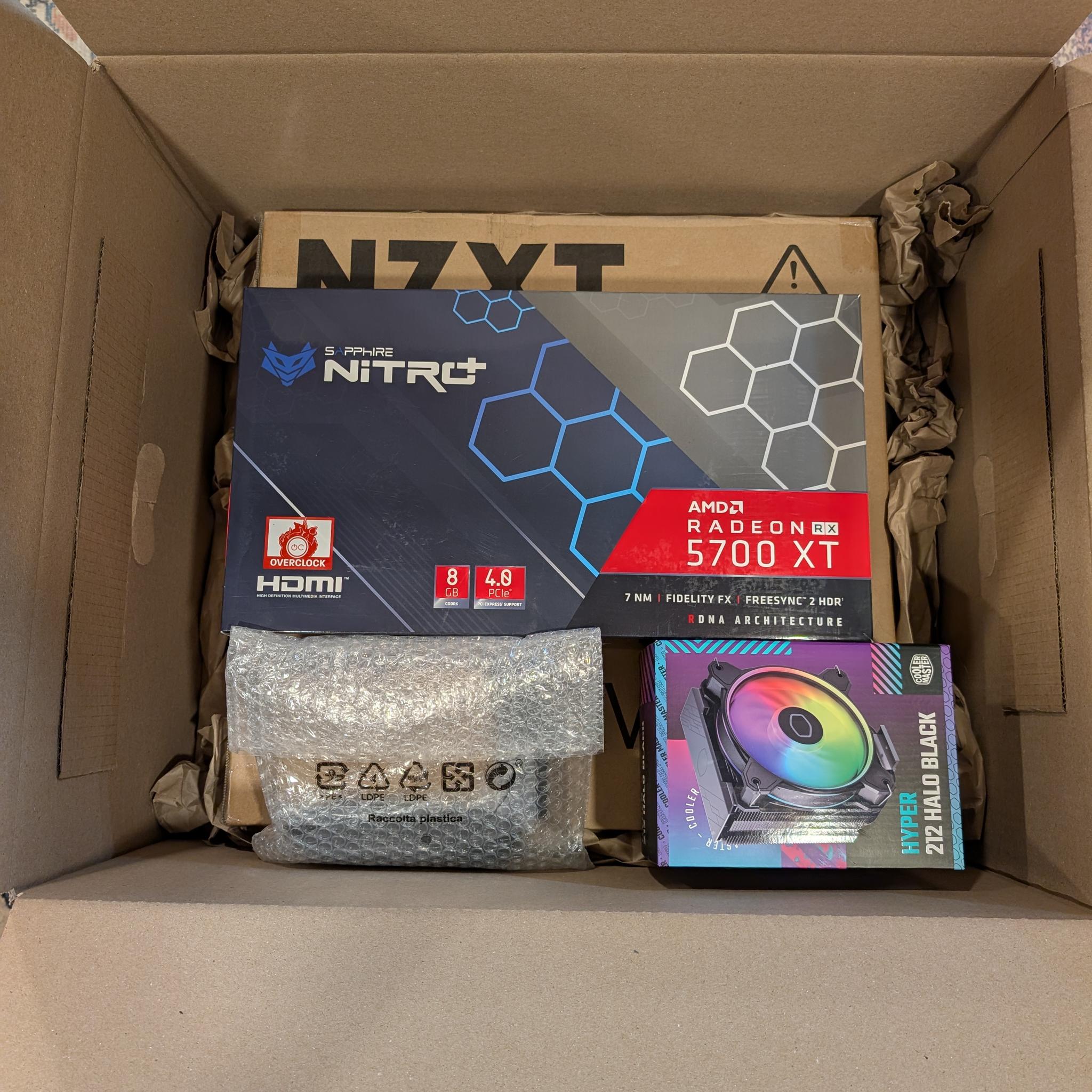 | RYZEN 3600 | RX5700XT | B550 | 16GB