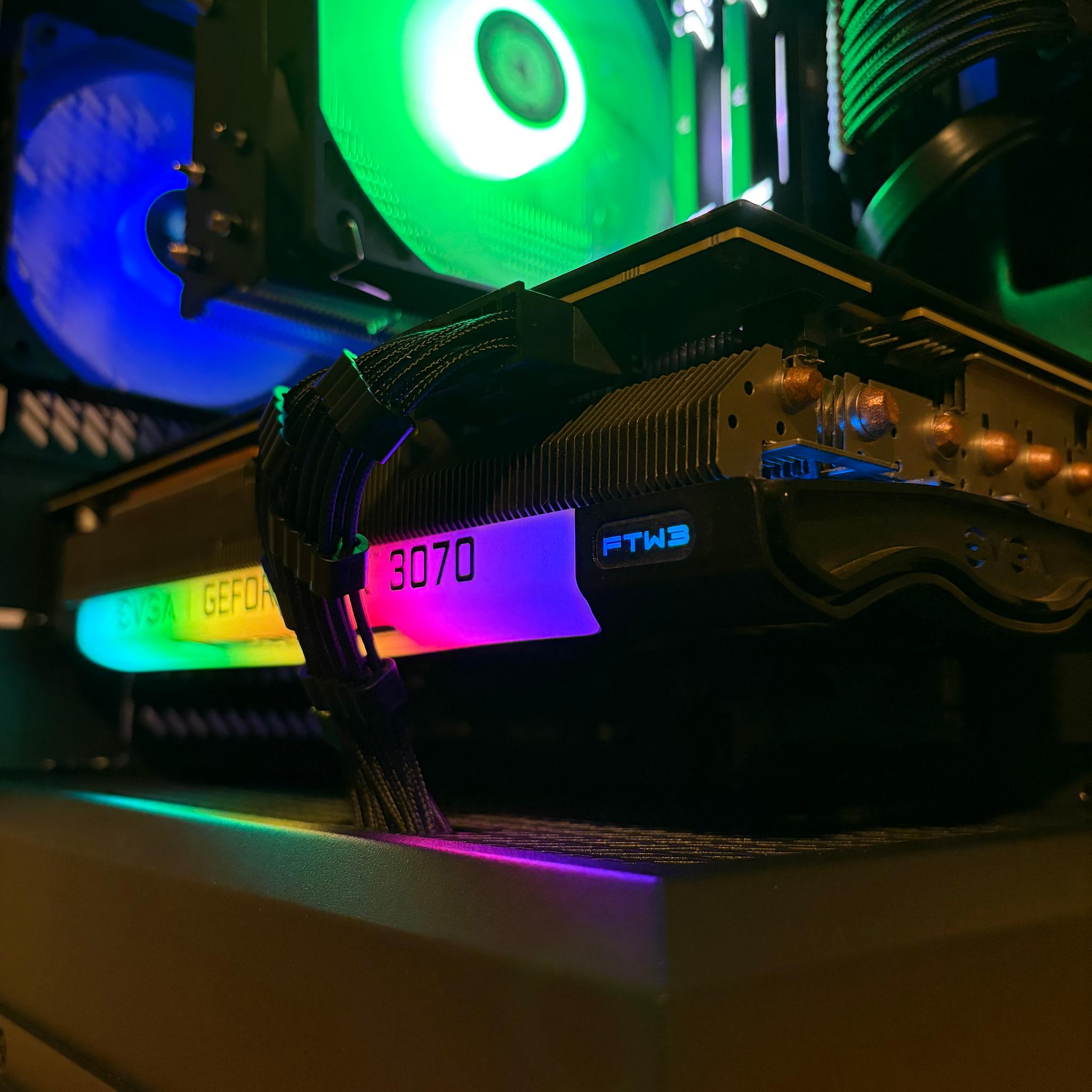 Ryzen 9 5950x, rtx 3070 evga FTW3