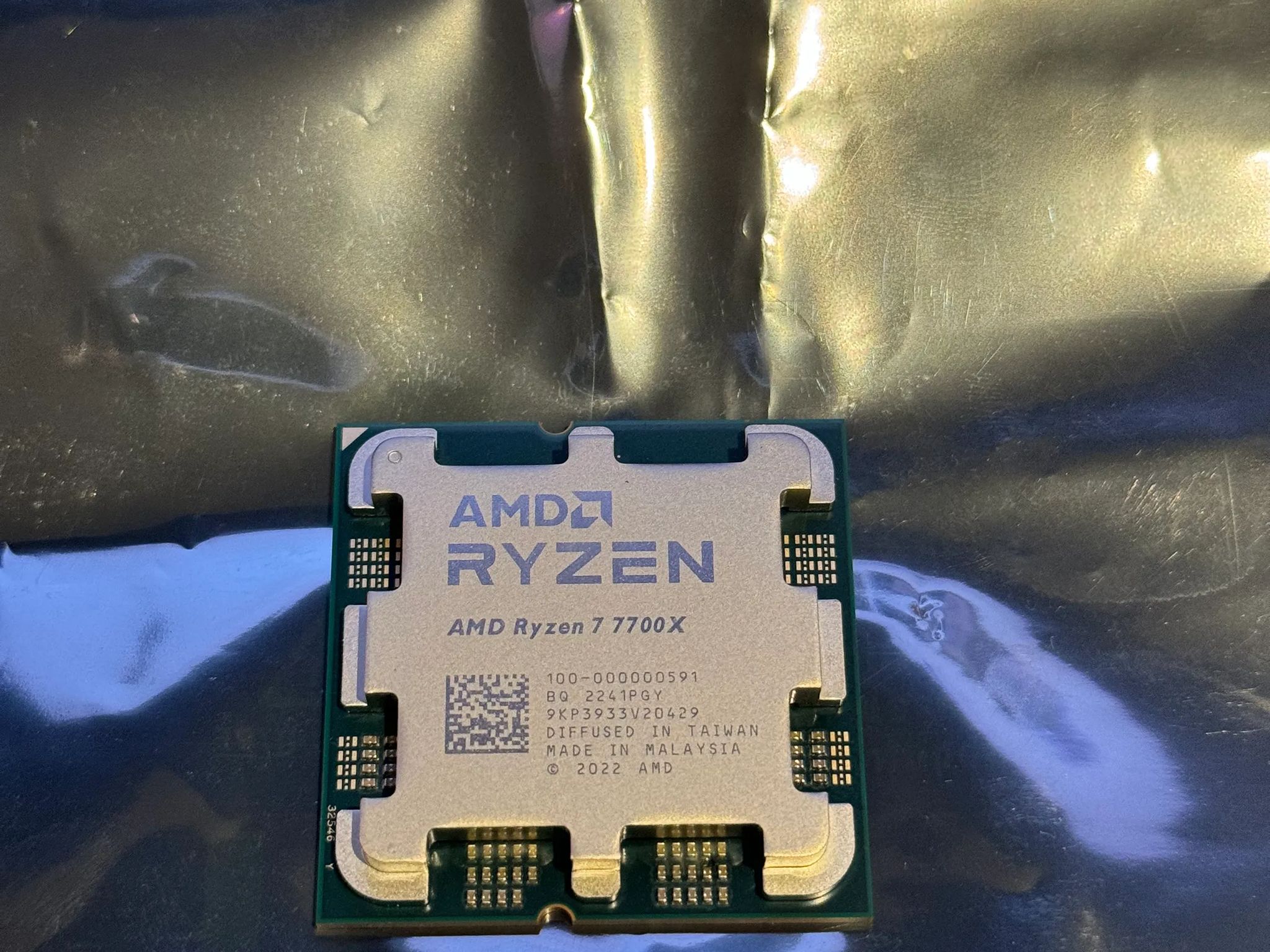 AMD Ryzen 7 7700X